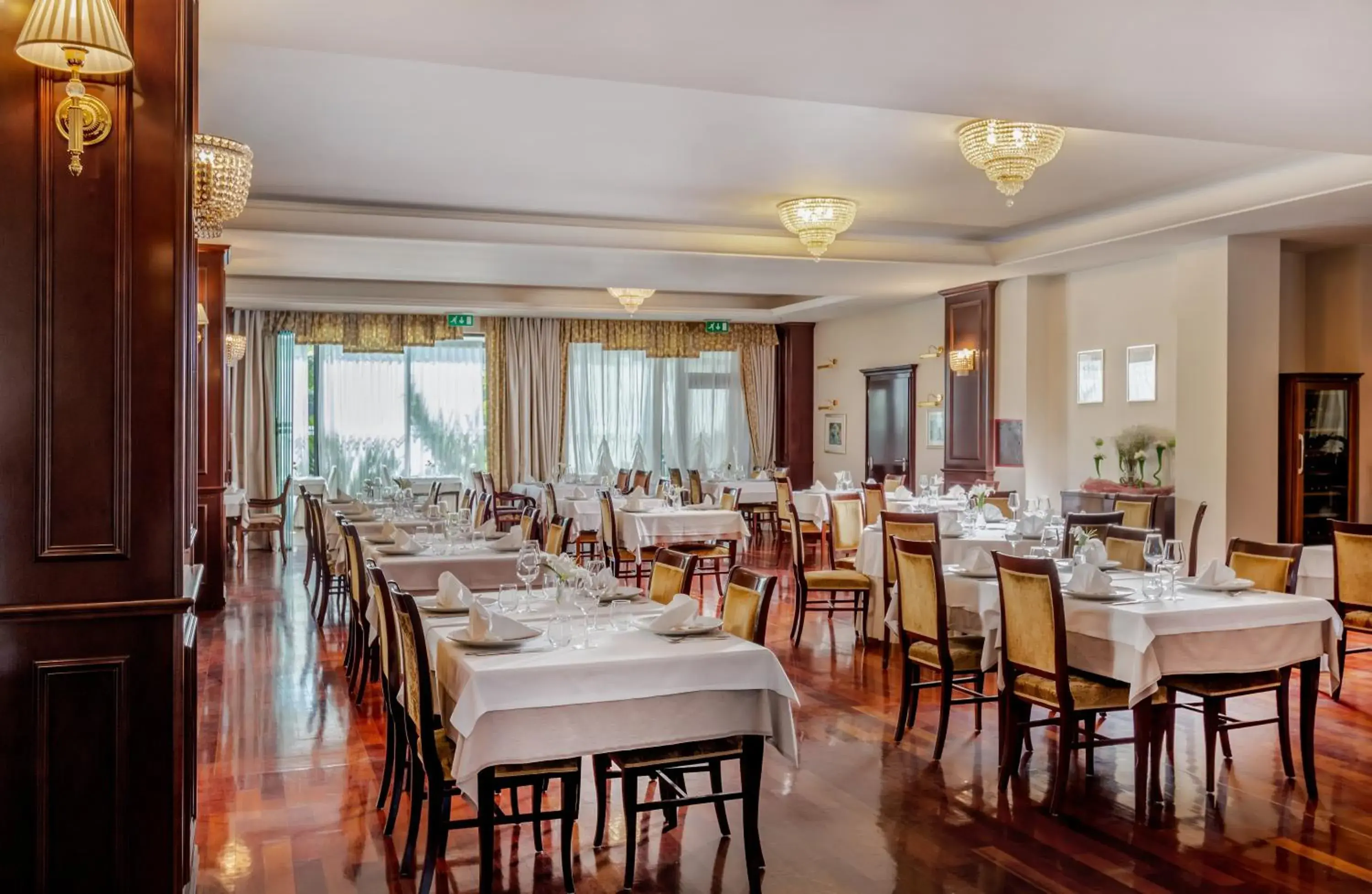 Restaurant/places to eat in Hotel President Solin Restaurant/places to eat in Hotel President Solin