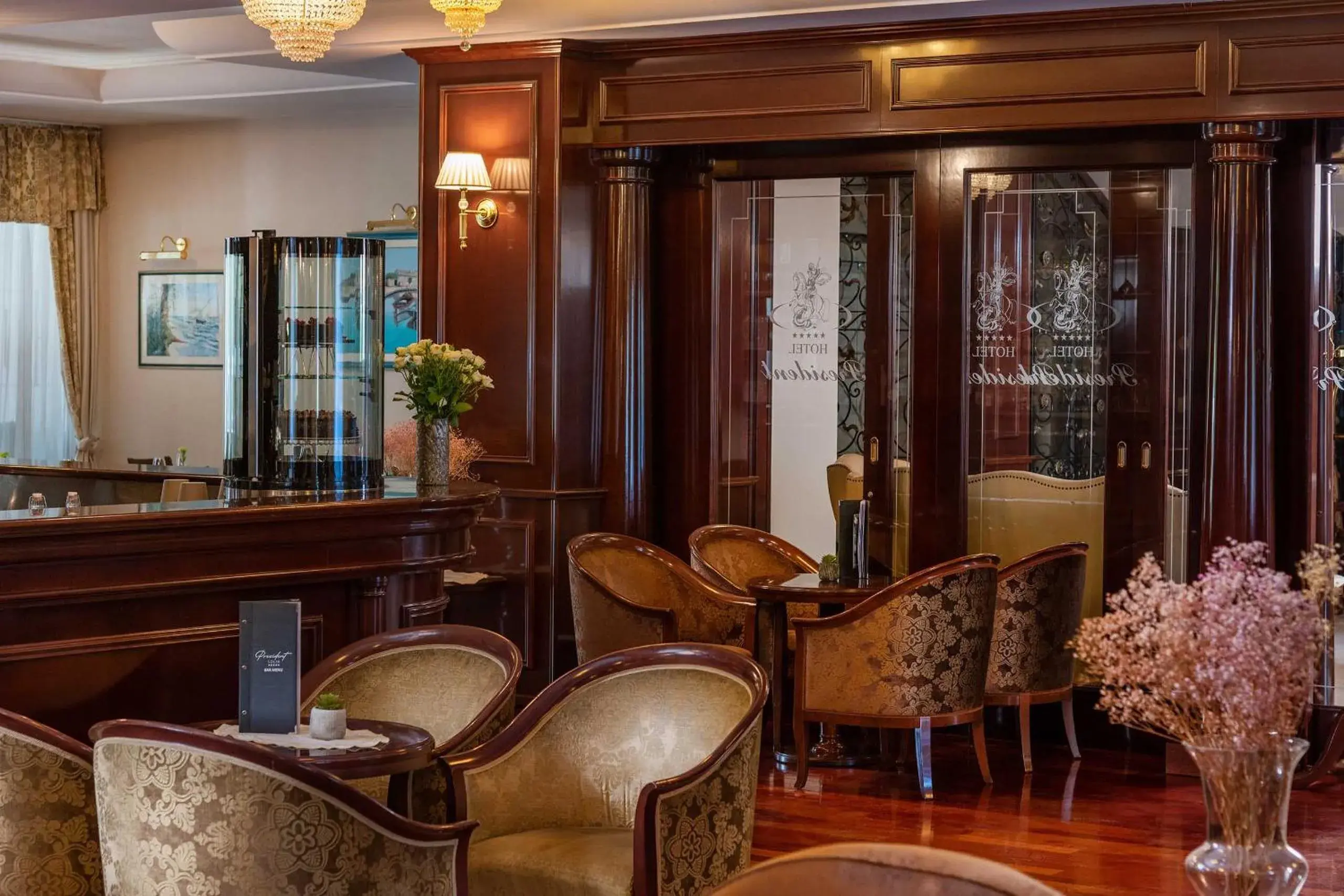 Restaurant/places to eat in Hotel President Solin Restaurant/places to eat in Hotel President Solin