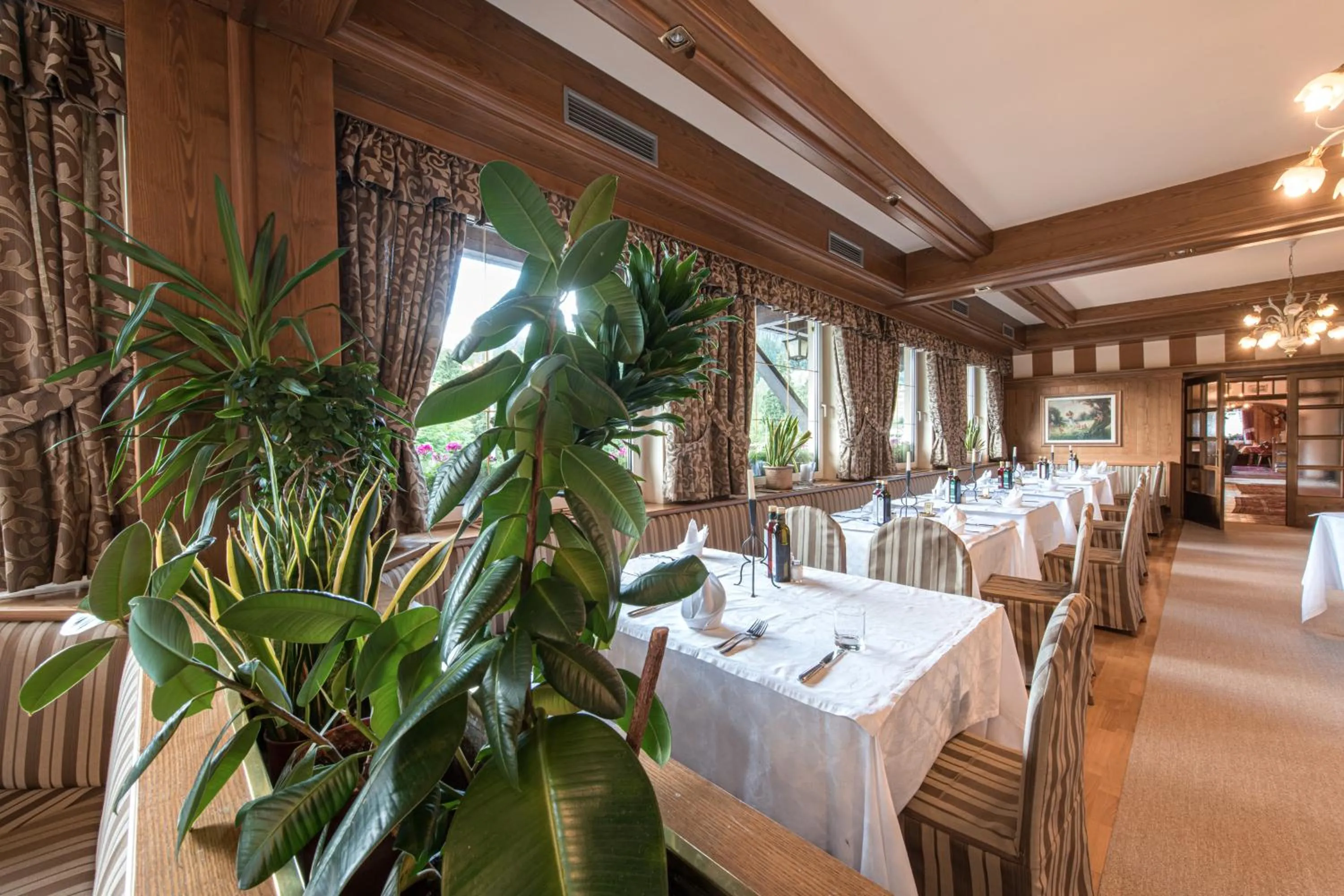 Restaurant/places to eat in Belvedere Dolomites Flower Hotel