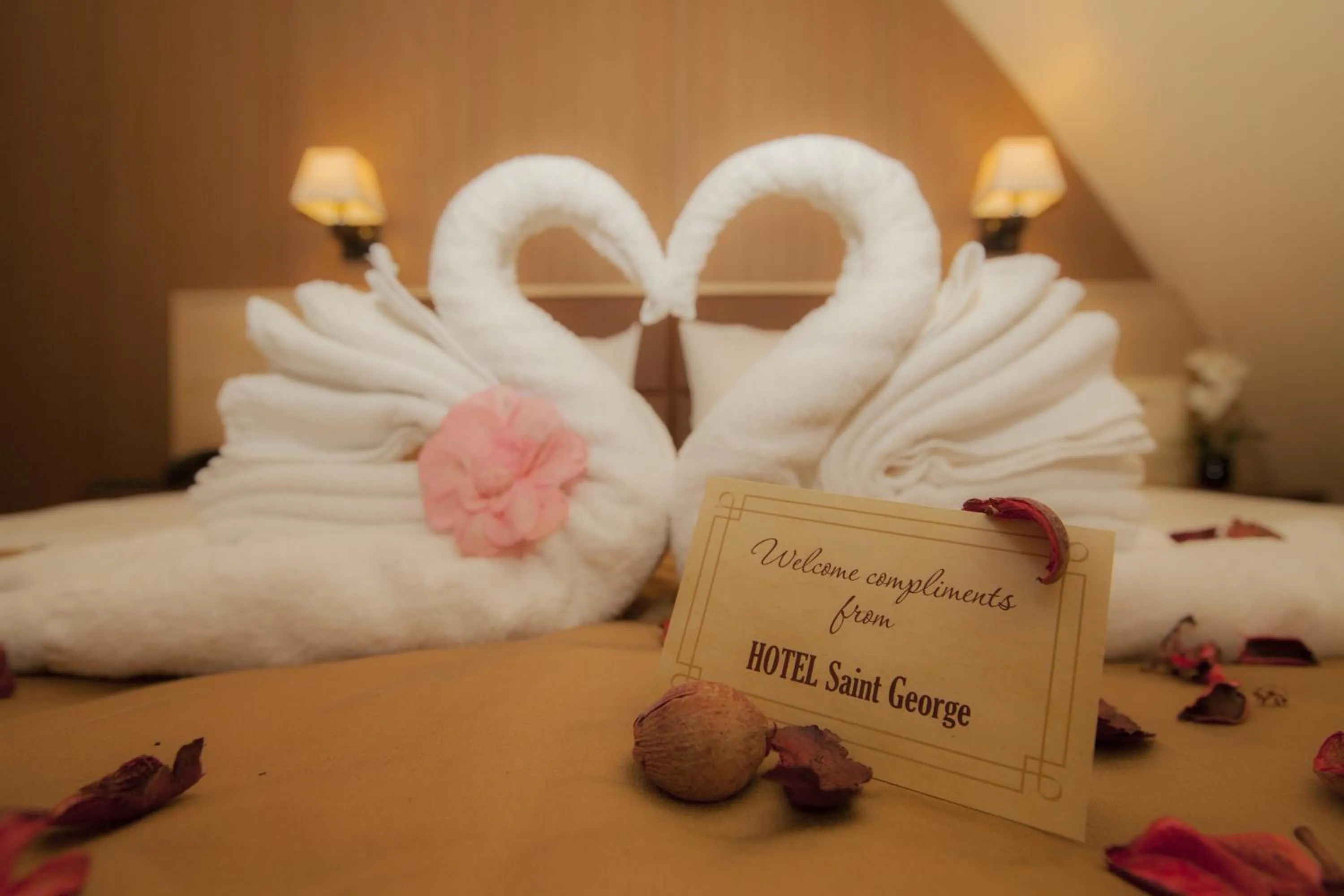 Logo/Certificate/Sign, Bed in Family Hotel Saint George