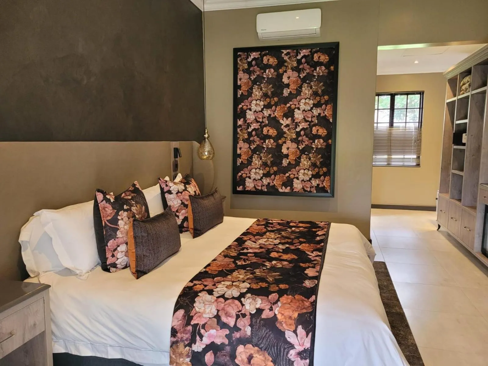 Bed in Kievits Kroon Gauteng Wine Estate