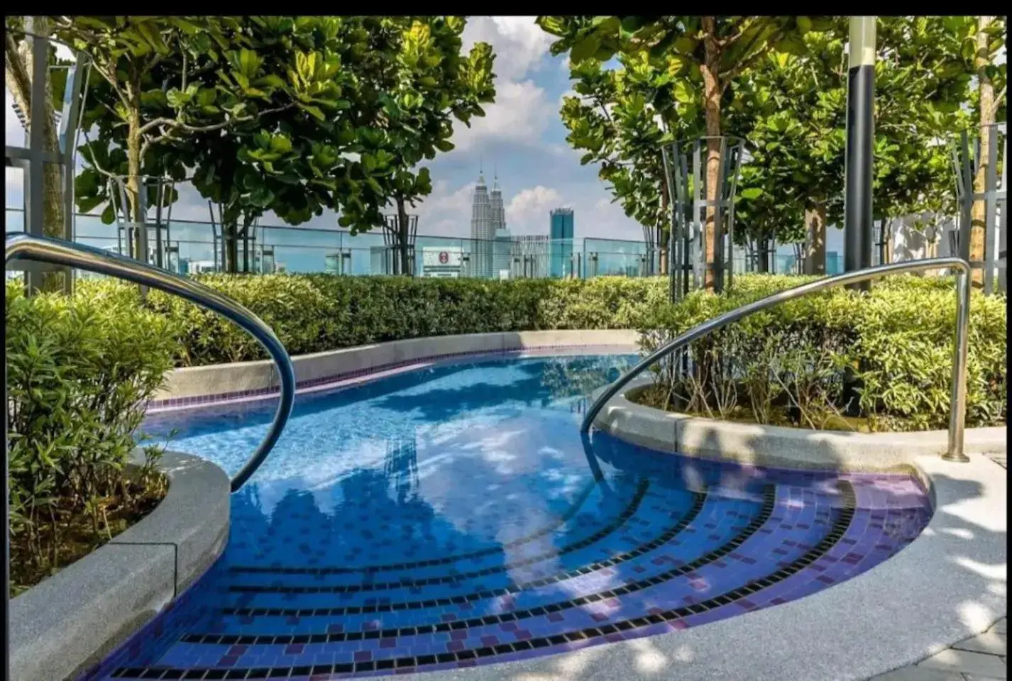Swimming pool in The Robertson Bukit Bintang by Wowhome Swimming pool in The Robertson Bukit Bintang by Wowhome