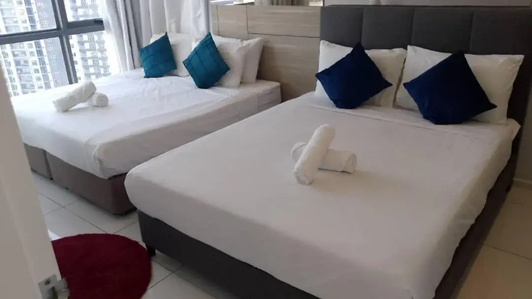 Photo of the whole room, Bed in The Robertson Bukit Bintang by Wowhome Photo of the whole room, Bed in The Robertson Bukit Bintang by Wowhome