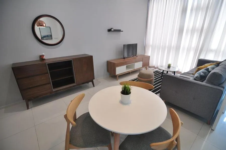 Living room in The Robertson Bukit Bintang by Wowhome