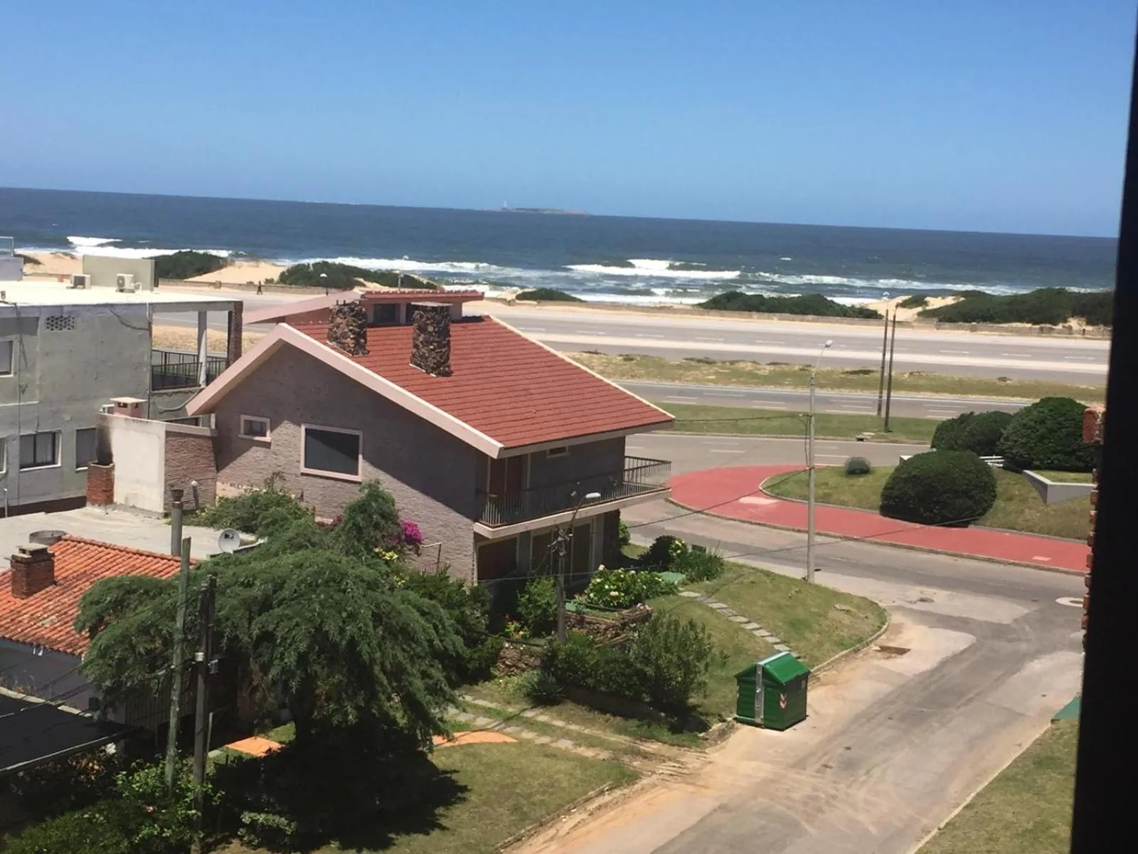 Street view in Edificio Seventy