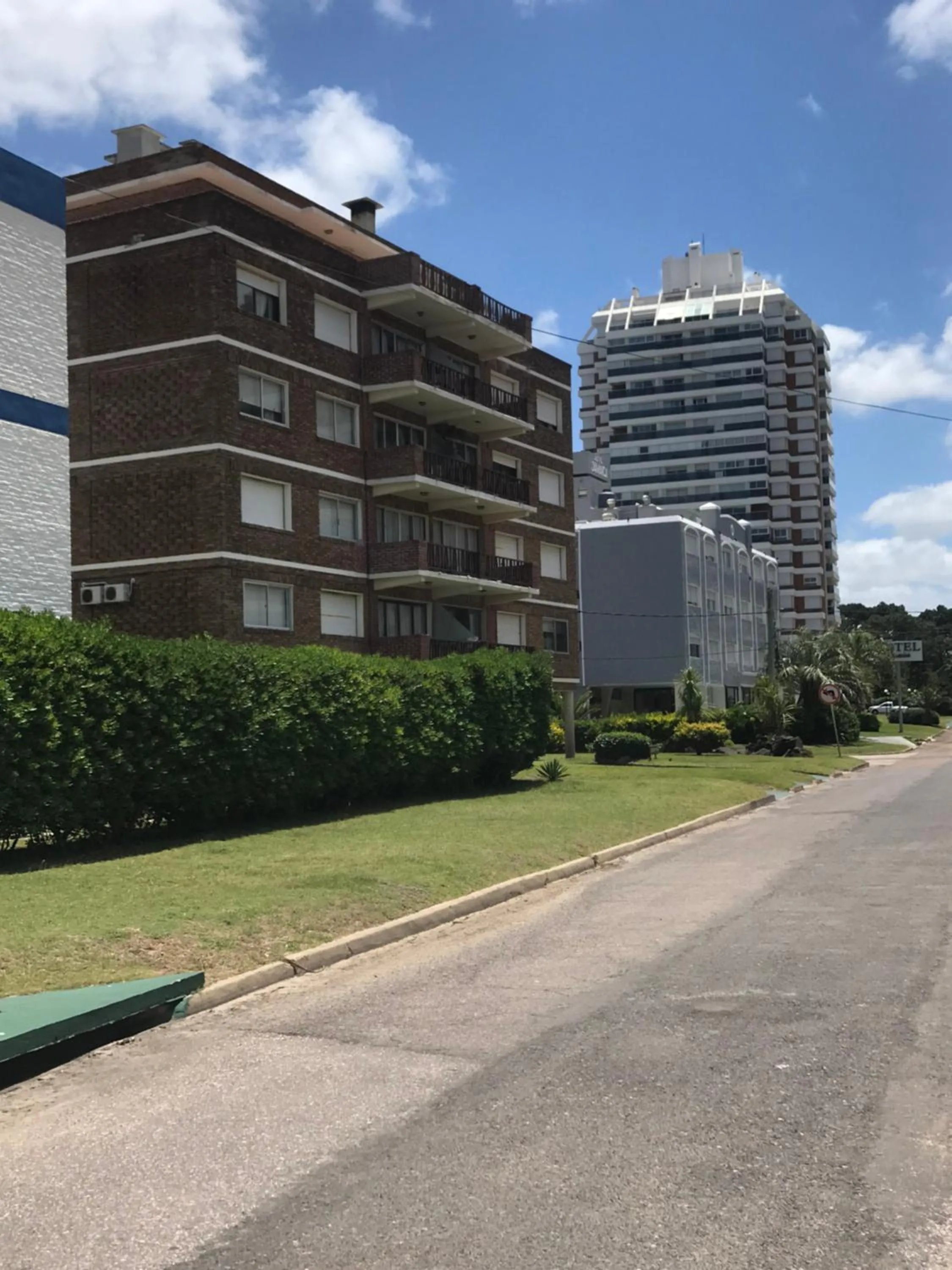 Neighbourhood in Edificio Seventy