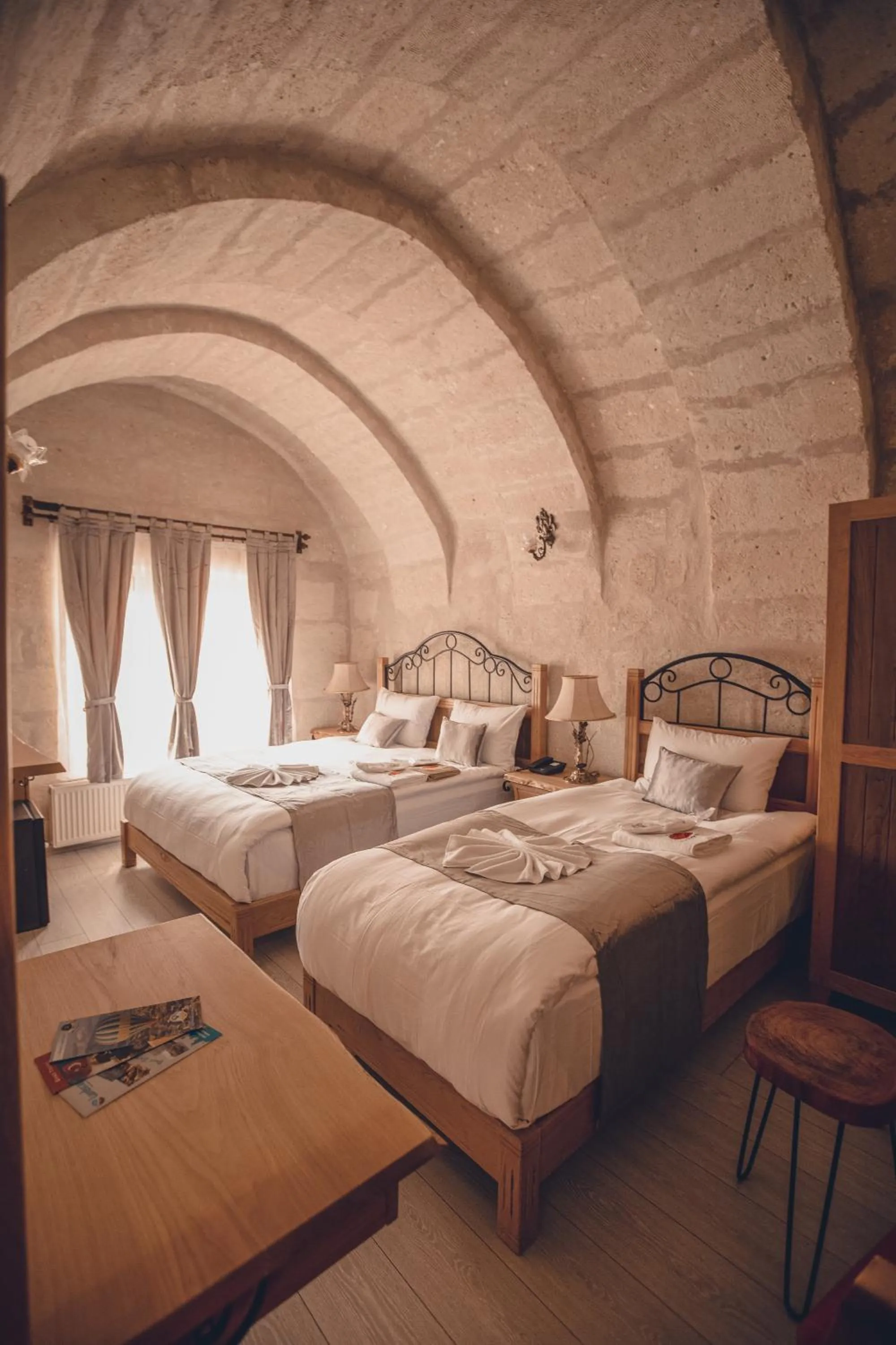 Massage, Bed in Rose Valley Hotel