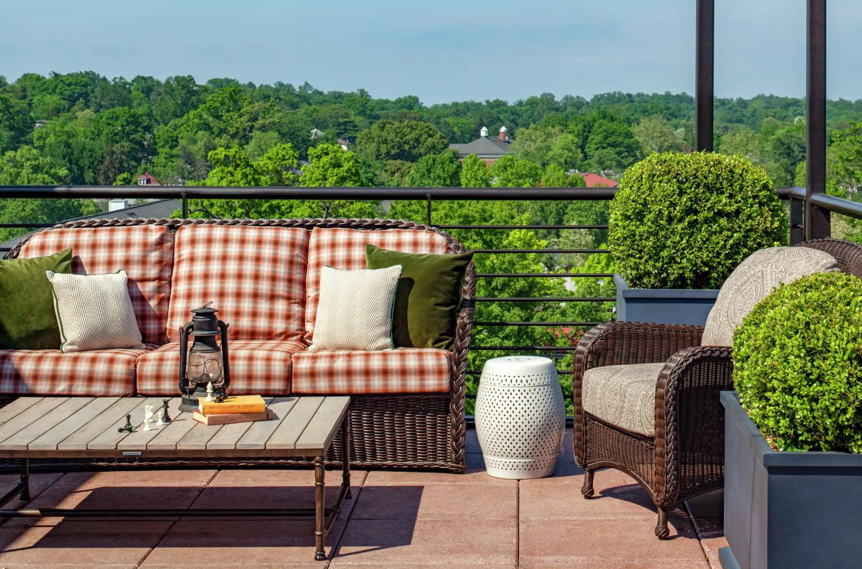 Dining area in Graduate by Hilton Charlottesville