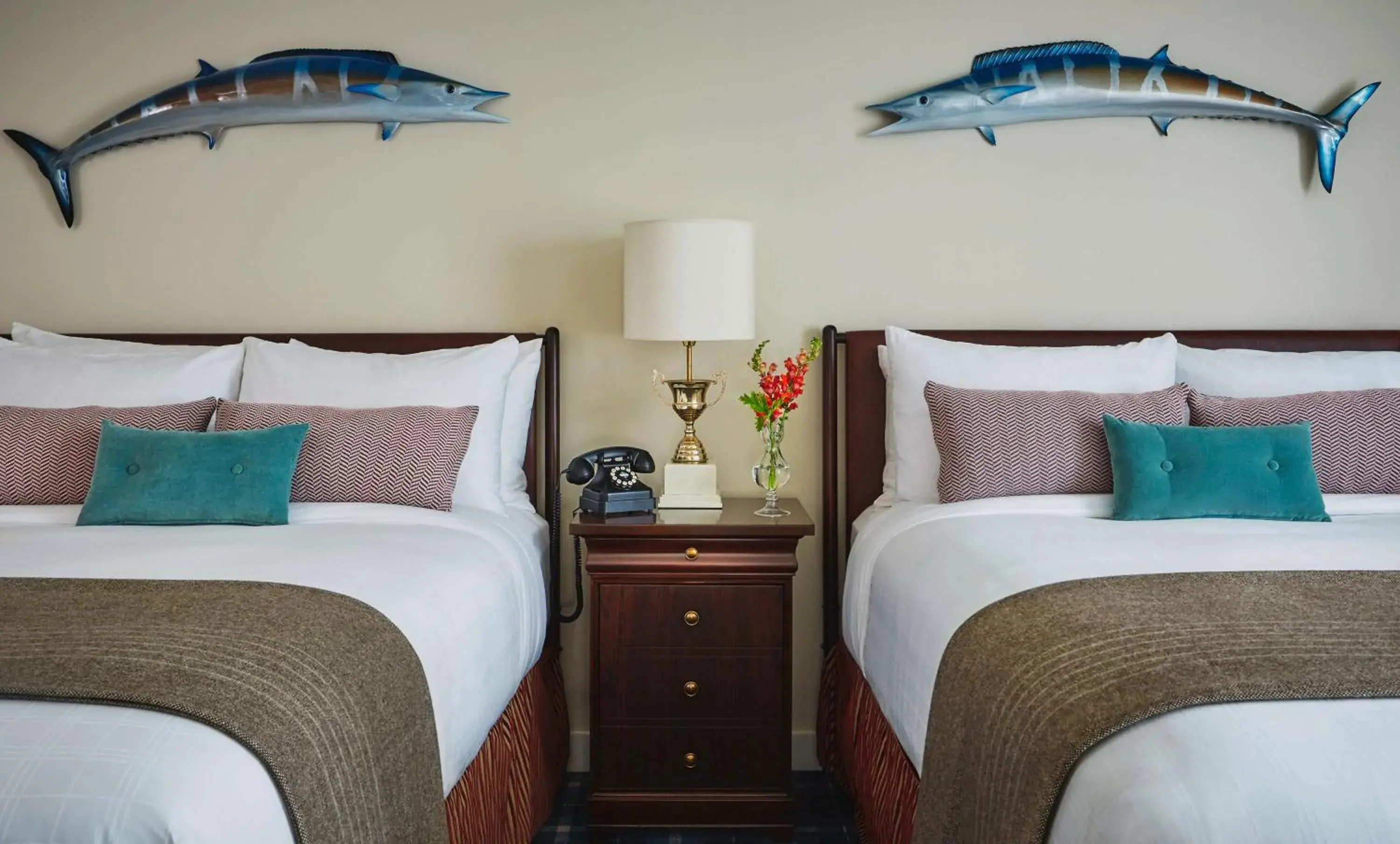 Graduate Junior Suite with Two Queen Beds in Graduate by Hilton Charlottesville Graduate Junior Suite with Two Queen Beds in Graduate by Hilton Charlottesville