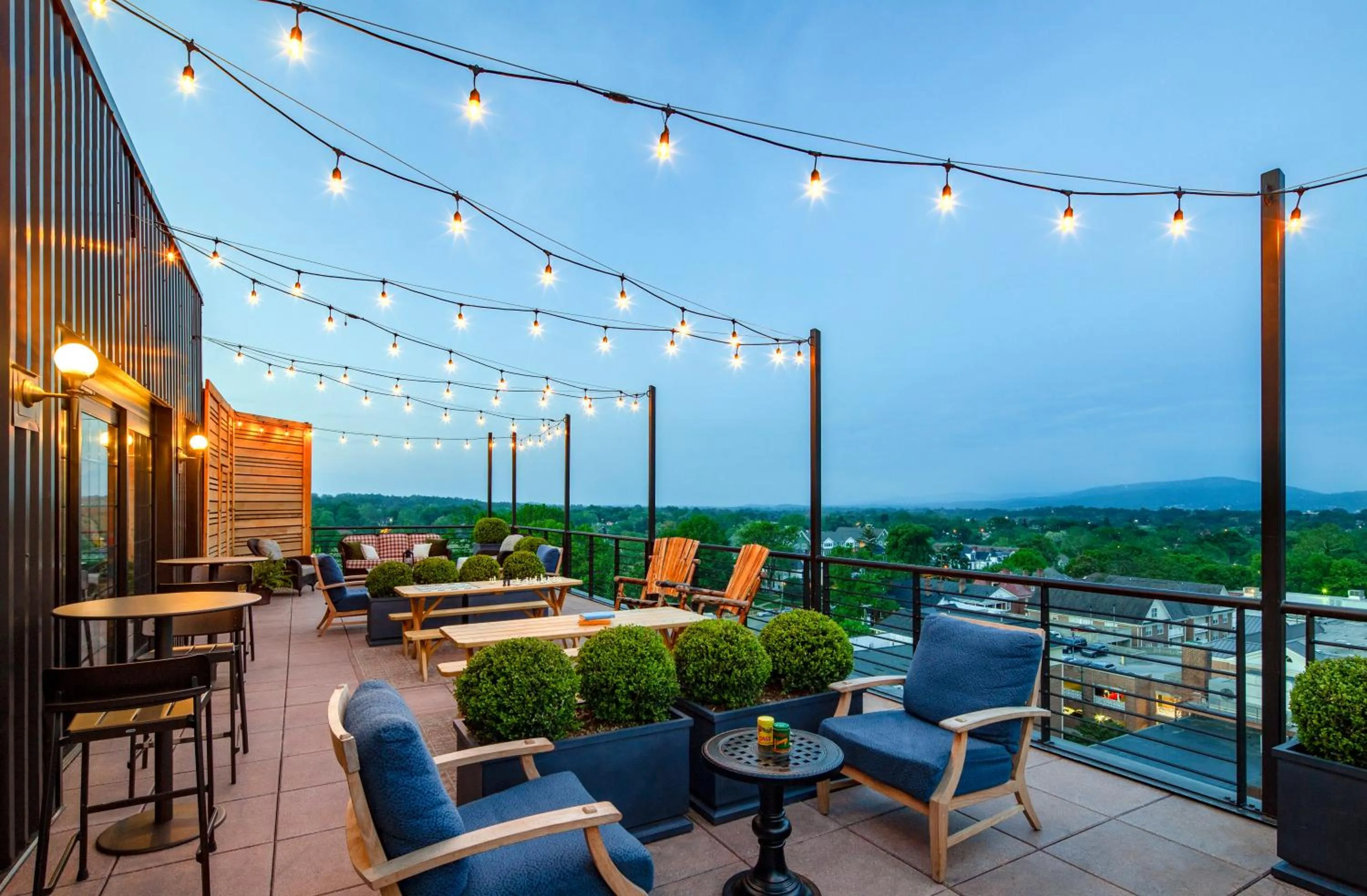 Restaurant/places to eat in Graduate by Hilton Charlottesville