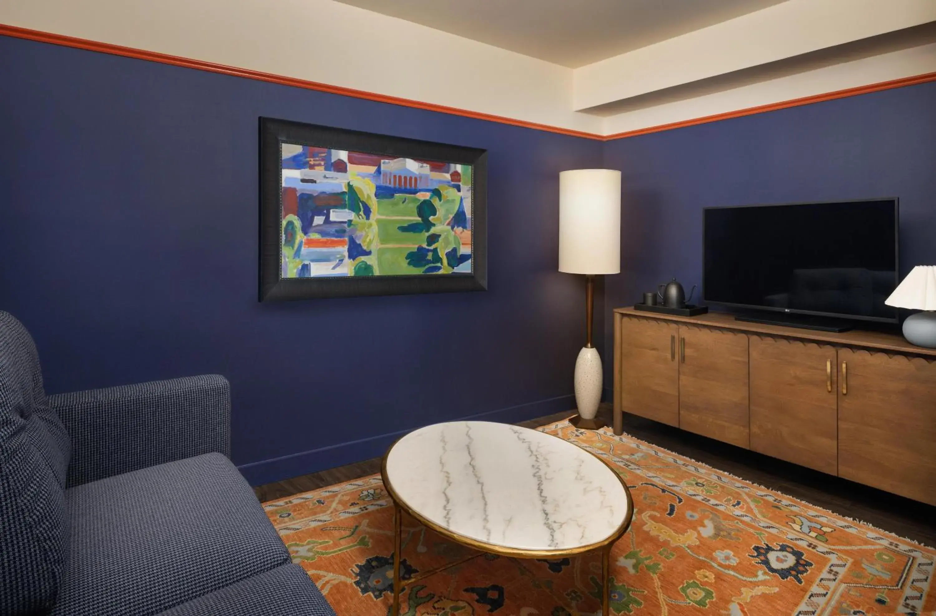 Living room in Graduate by Hilton Charlottesville Living room in Graduate by Hilton Charlottesville