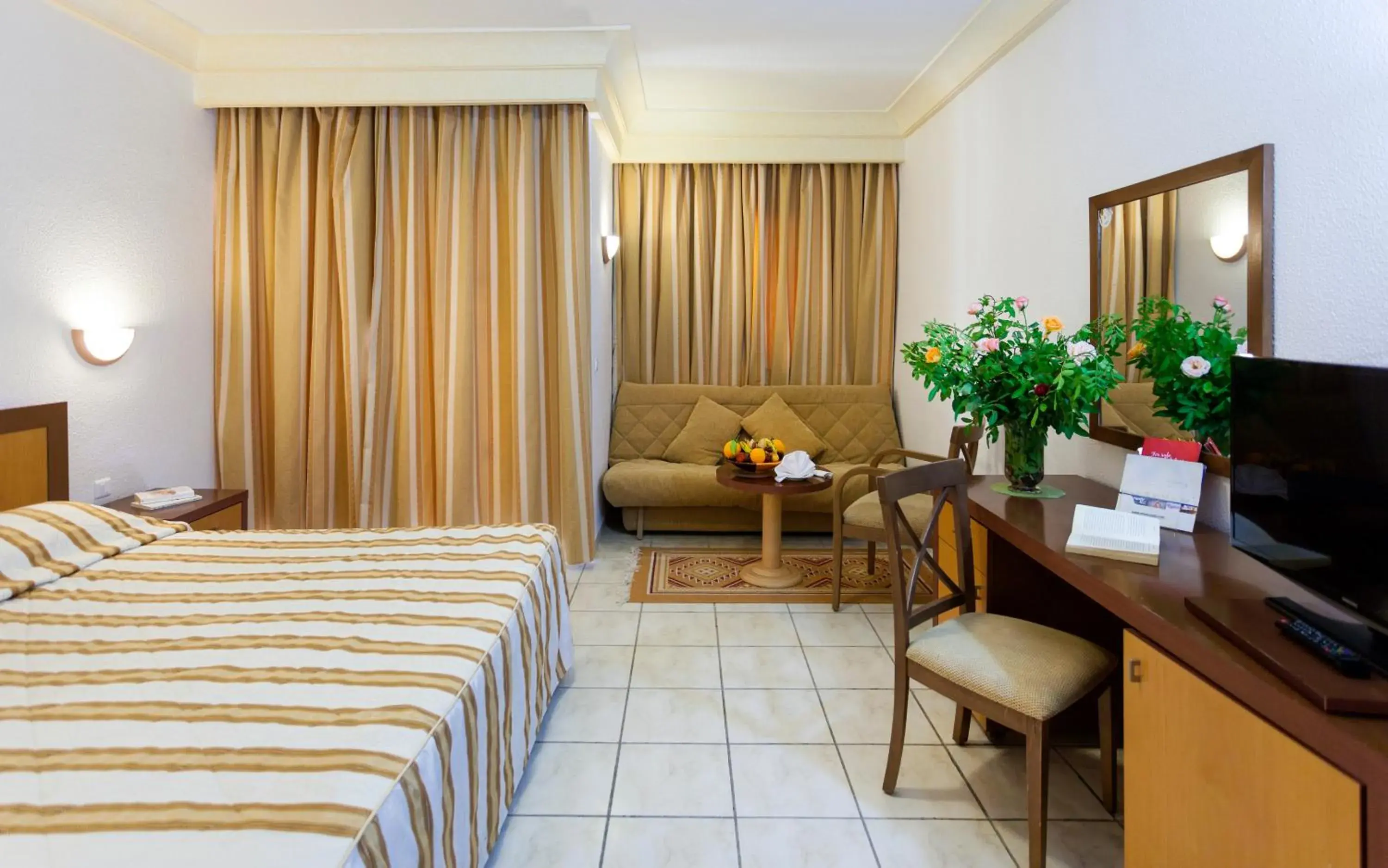 Bedroom, Bed in El Mouradi Tozeur Bedroom, Bed in El Mouradi Tozeur