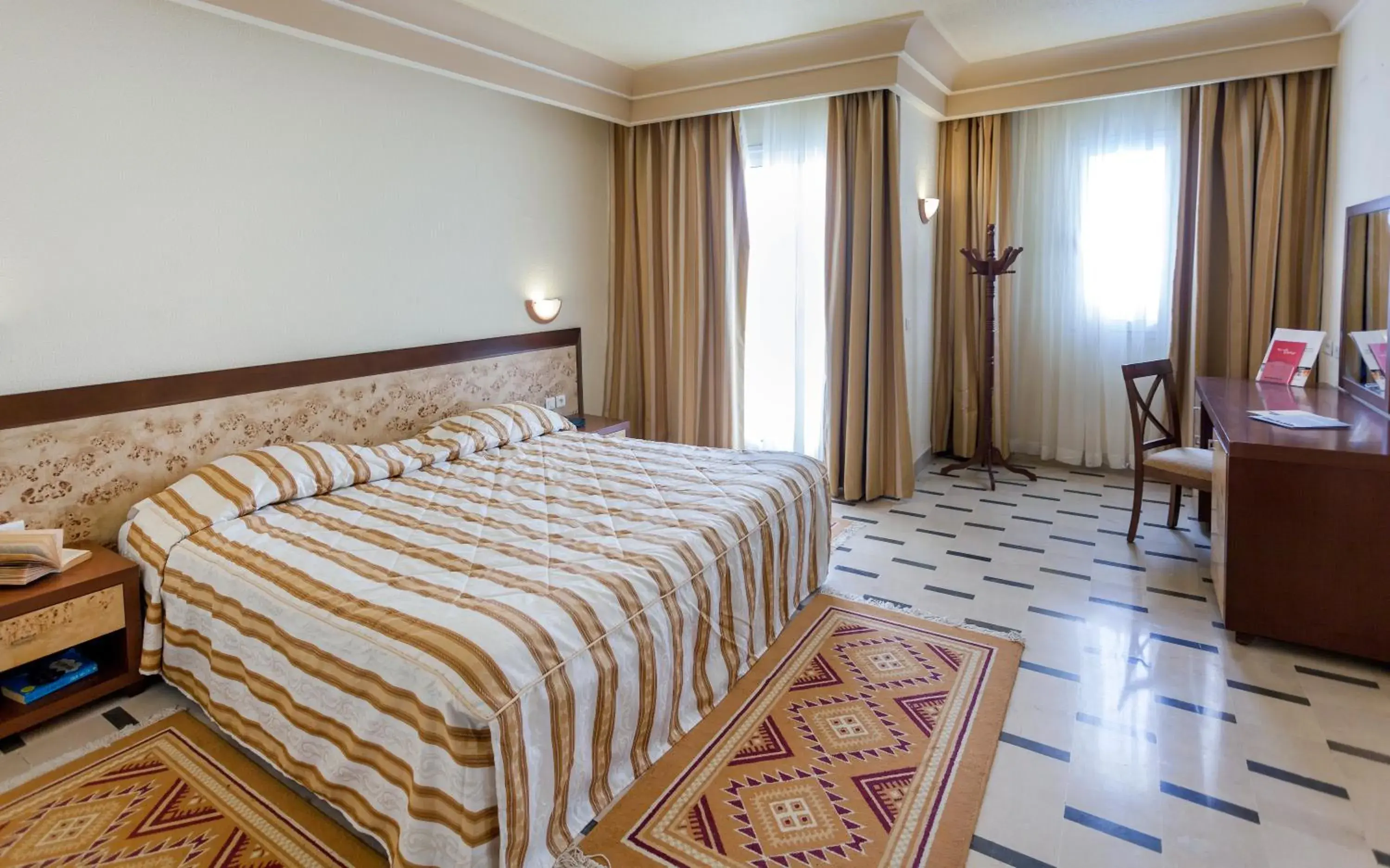 Bedroom, Bed in El Mouradi Tozeur Bedroom, Bed in El Mouradi Tozeur