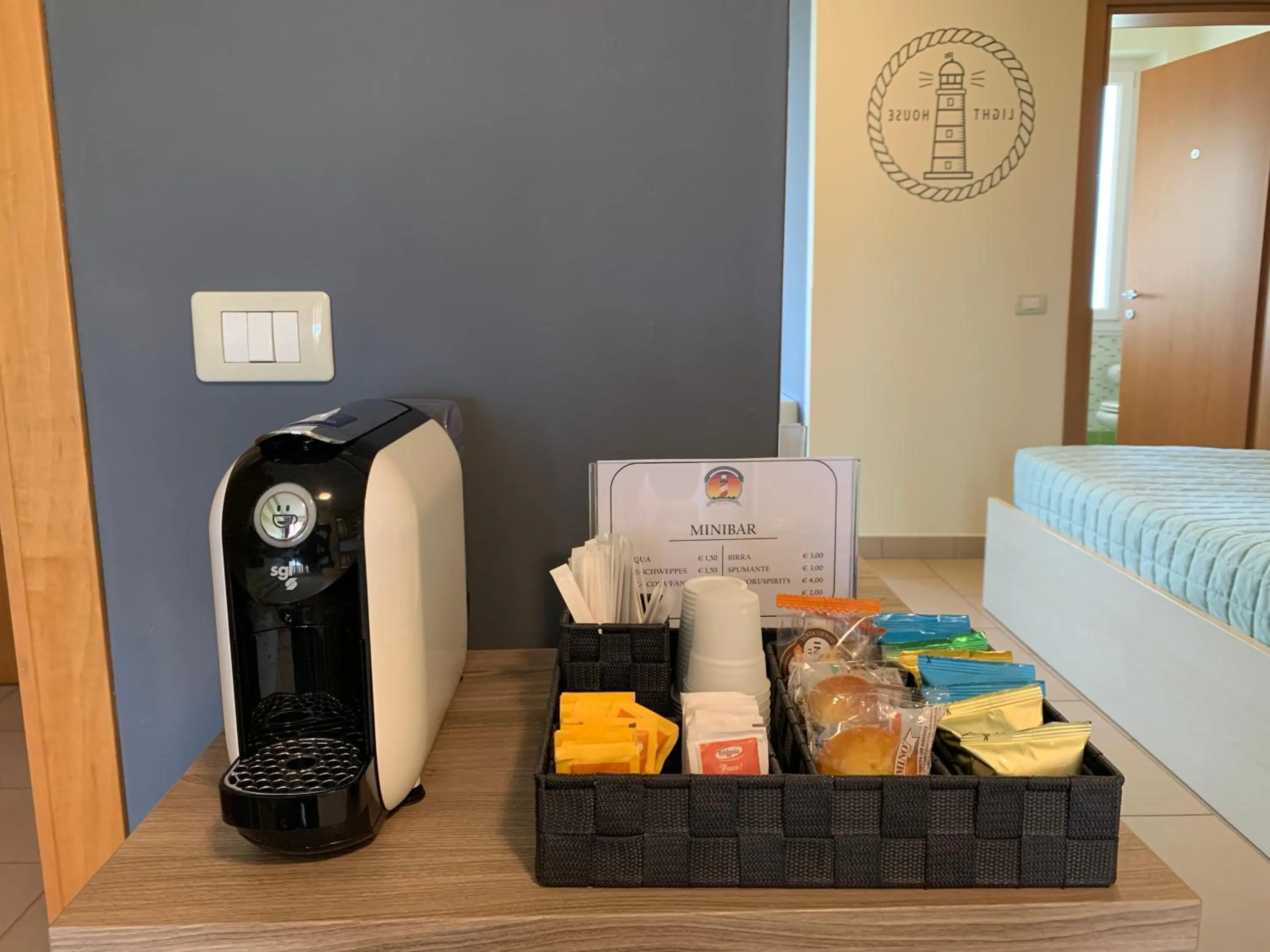 Coffee/tea facilities in The Lighthouse Rooms
