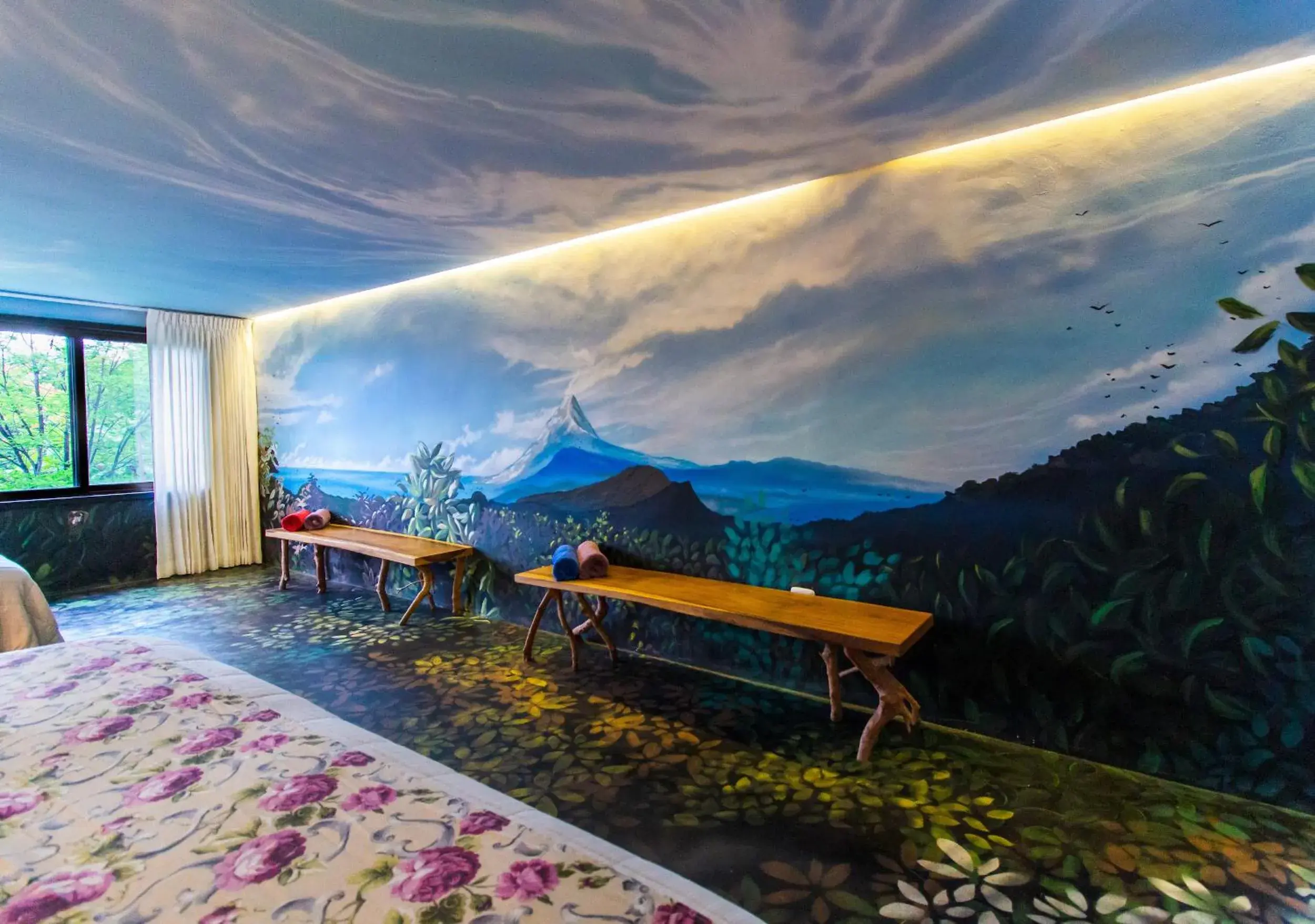 Decorative detail, Bed in Latica Lodge Decorative detail, Bed in Latica Lodge