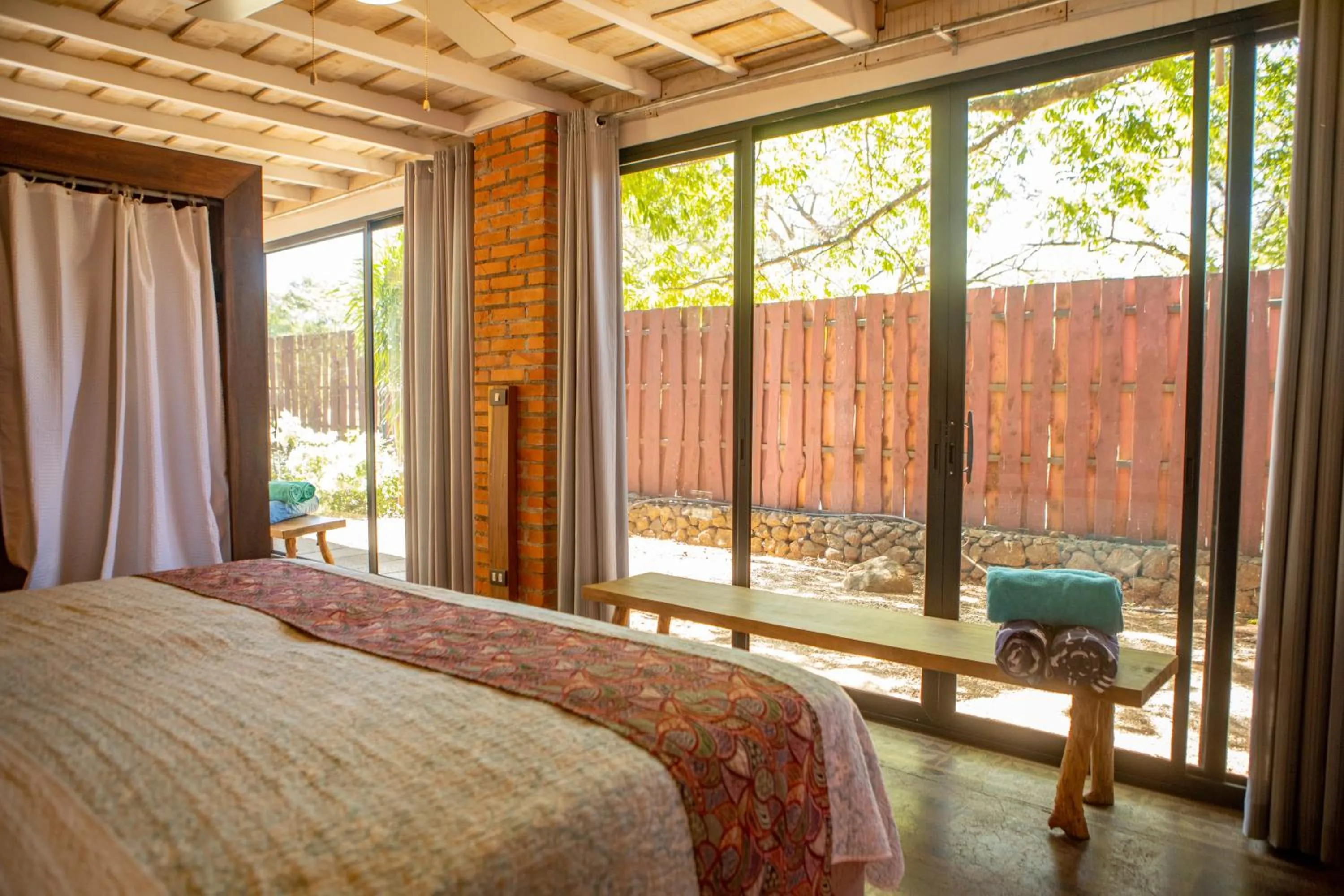 Bedroom, Bed in Latica Lodge