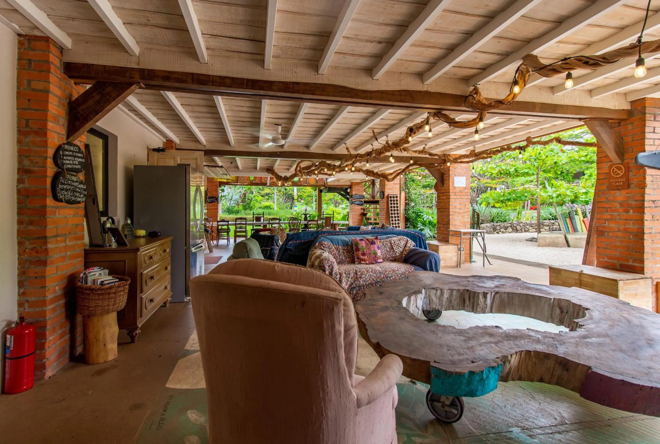 Lounge or bar in Latica Lodge