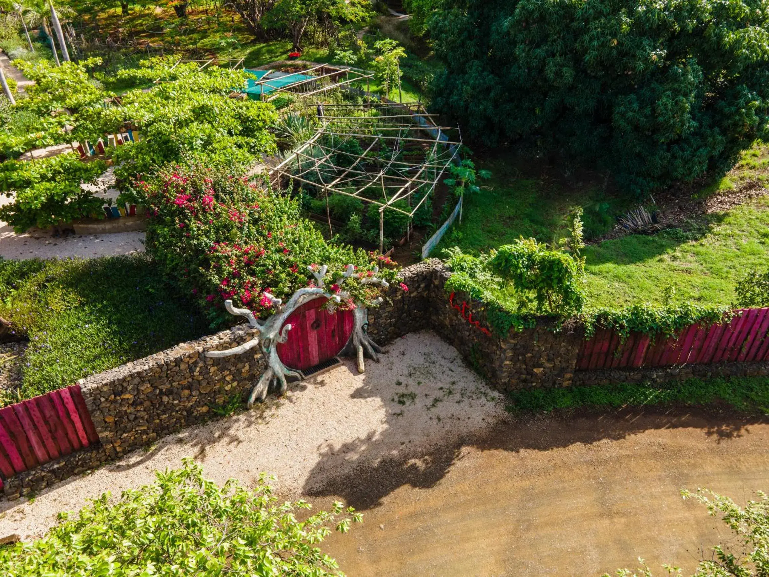 Facade/entrance in Latica Lodge Facade/entrance in Latica Lodge
