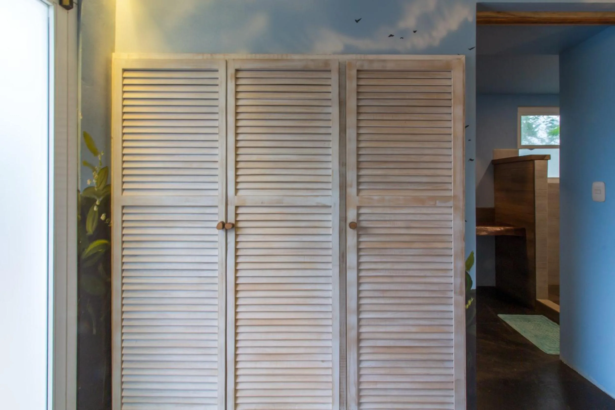 Decorative detail in Latica Lodge