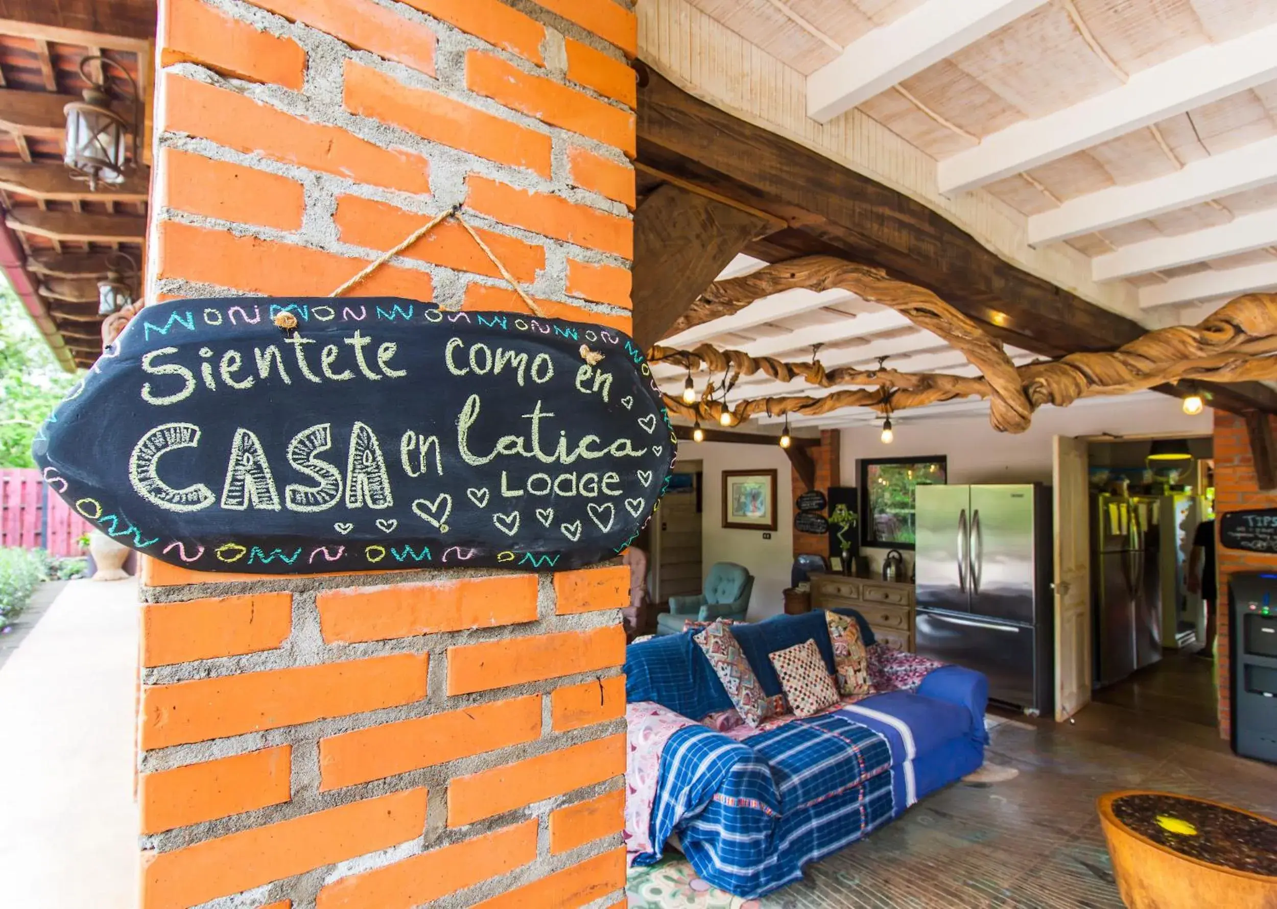 Lounge or bar in Latica Lodge Lounge or bar in Latica Lodge