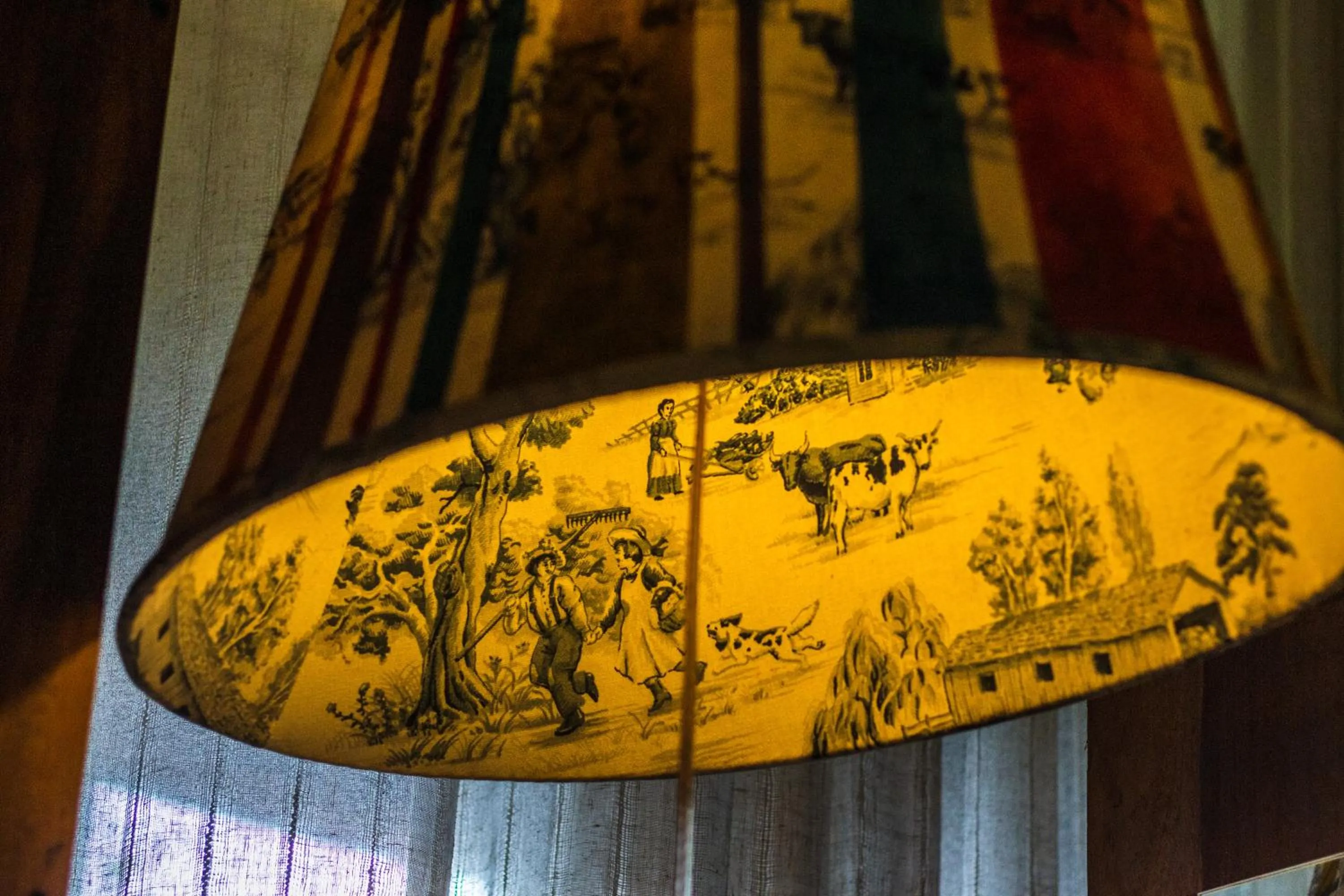 Decorative detail in Latica Lodge