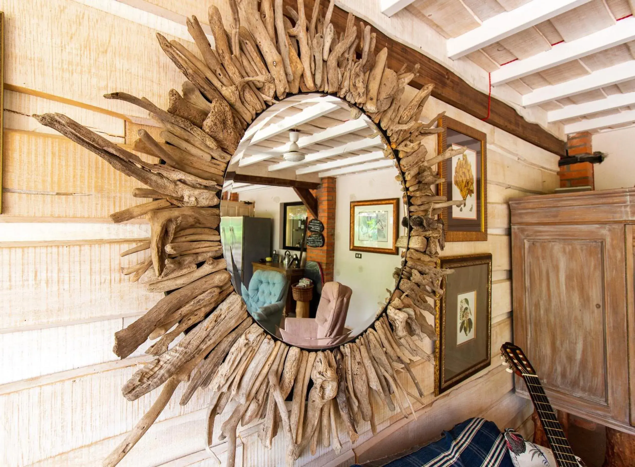 Lounge or bar in Latica Lodge Lounge or bar in Latica Lodge