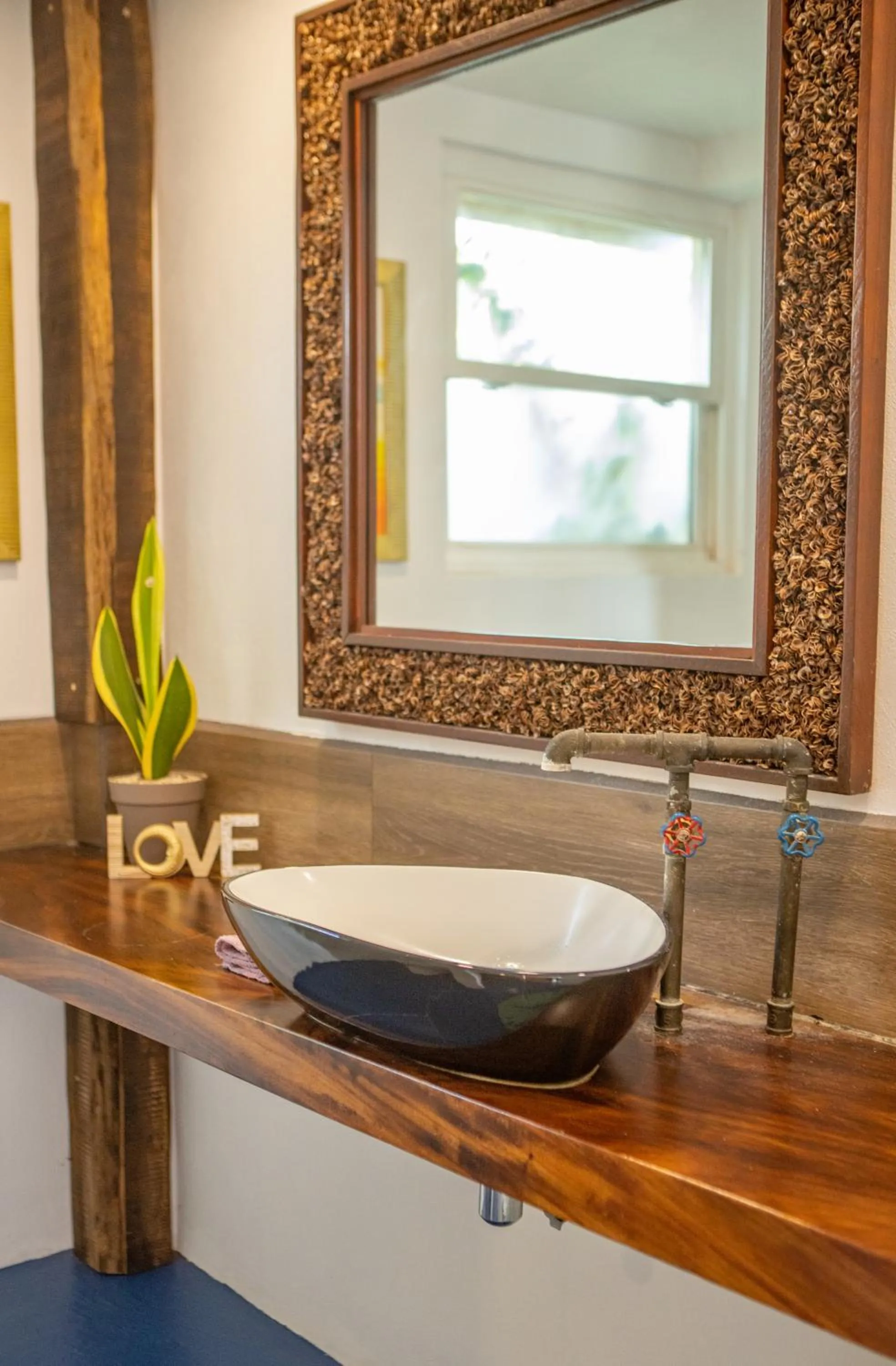 Bathroom in Latica Lodge