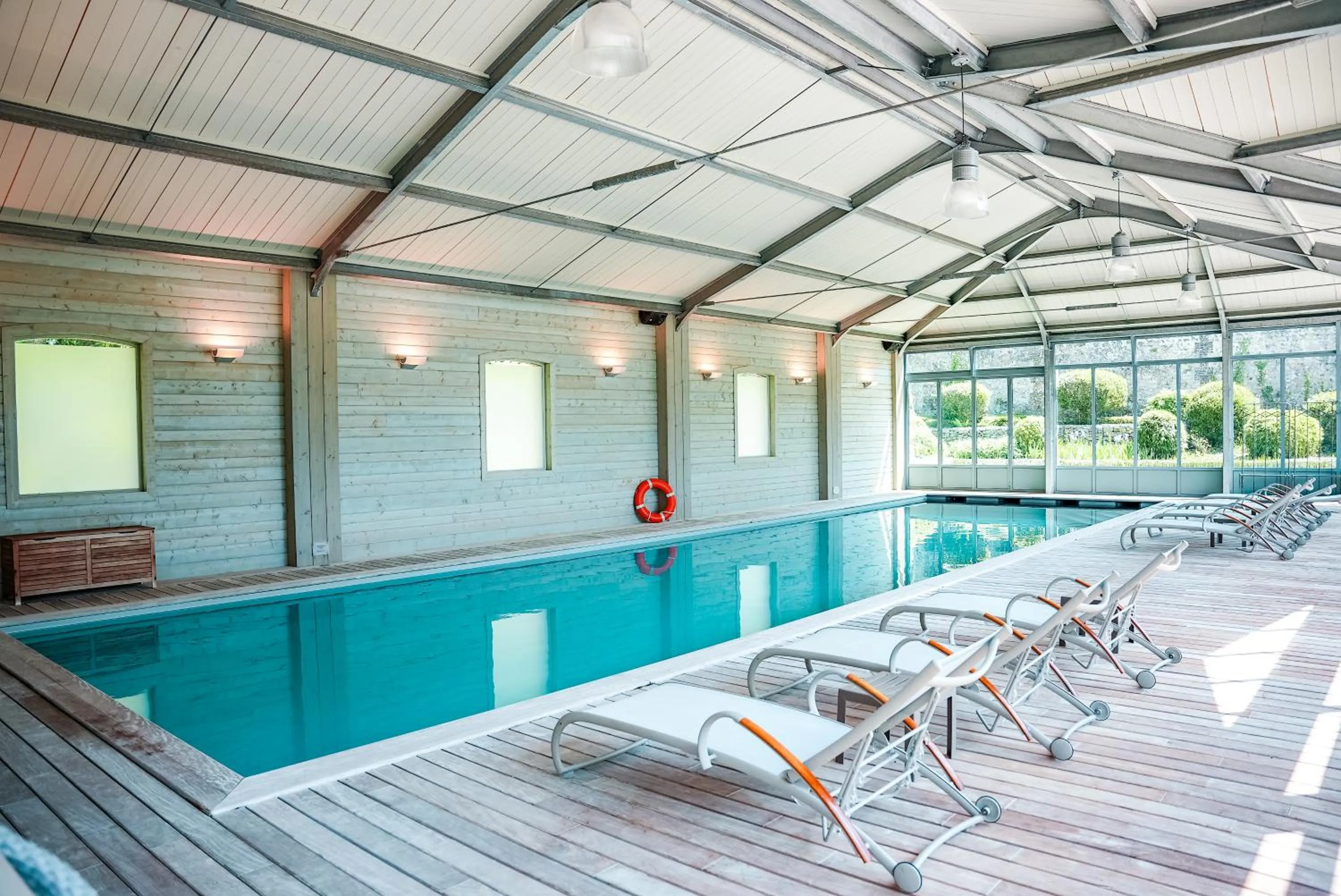 Pool view in Le Clos de Grâce