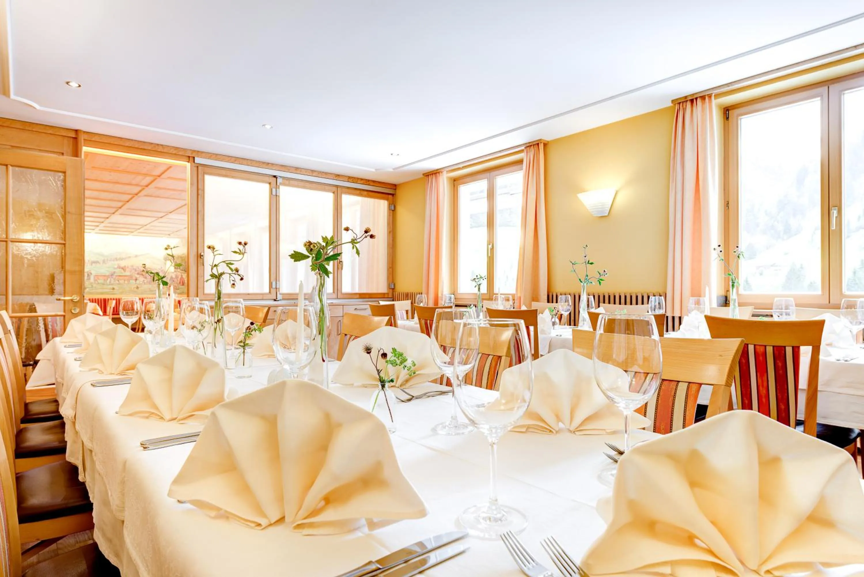 Restaurant/places to eat in Hotel Gasthof KREUZ