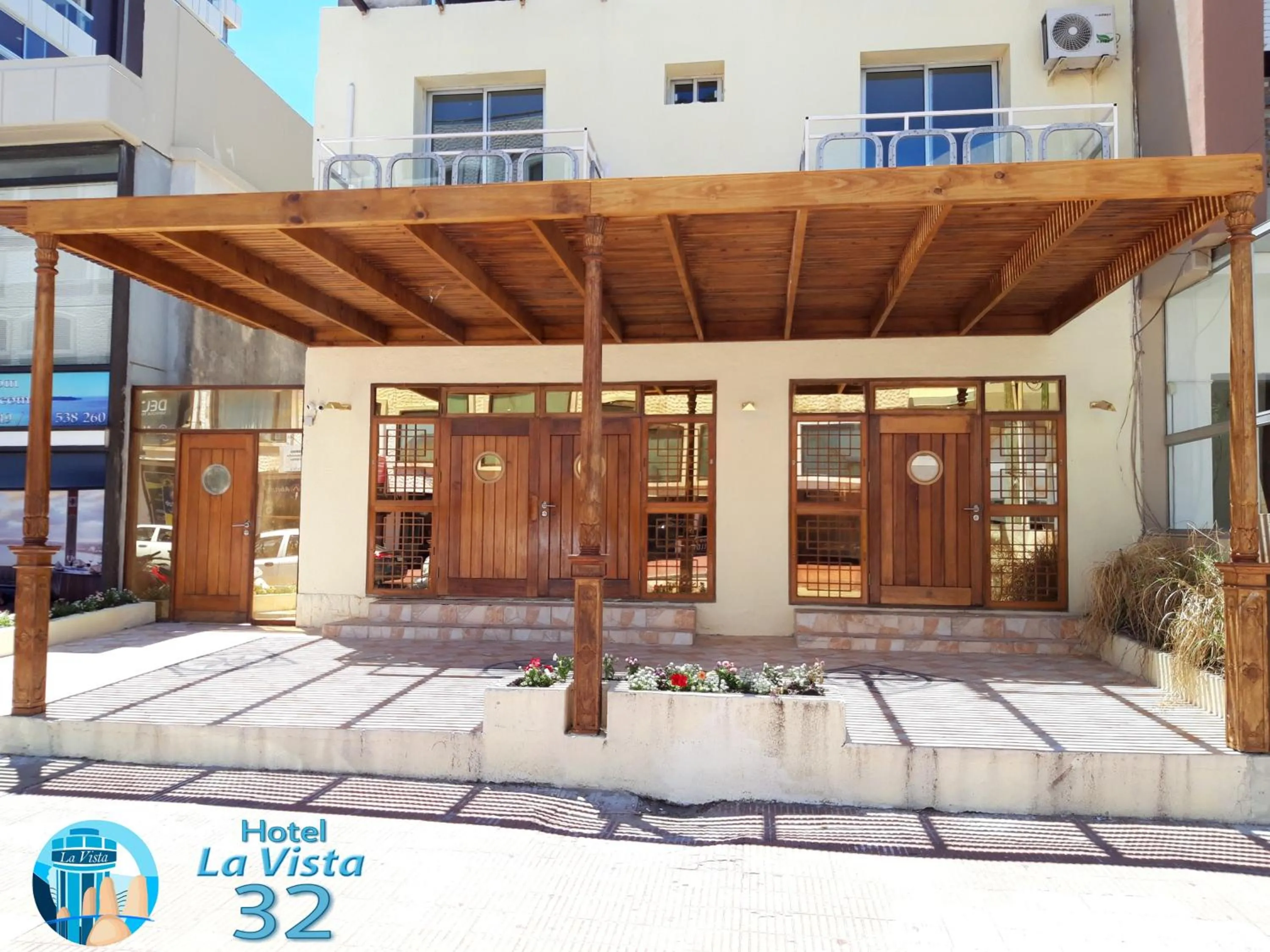 Hotel La Vista 32