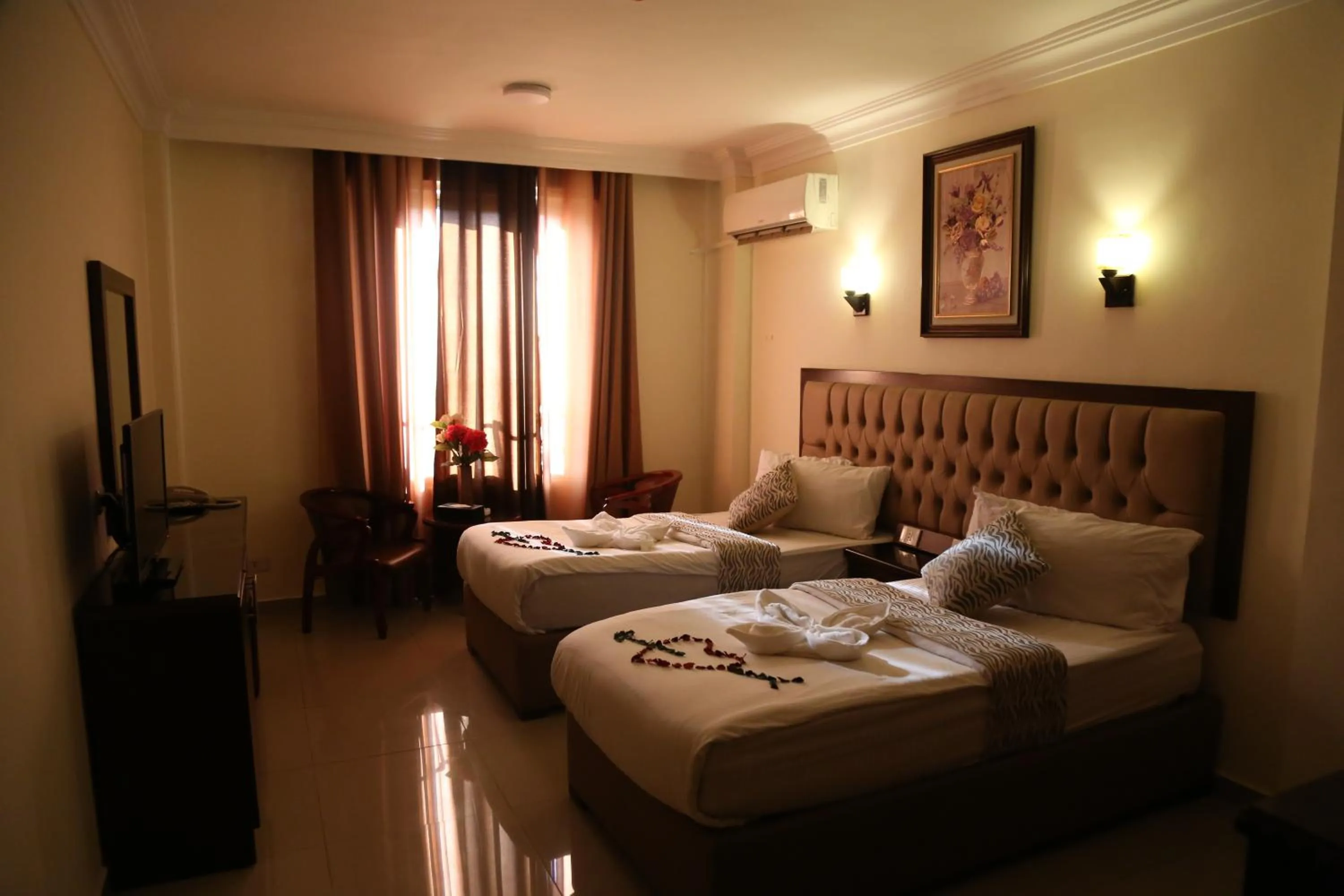 Bed in Grape Village Hotel