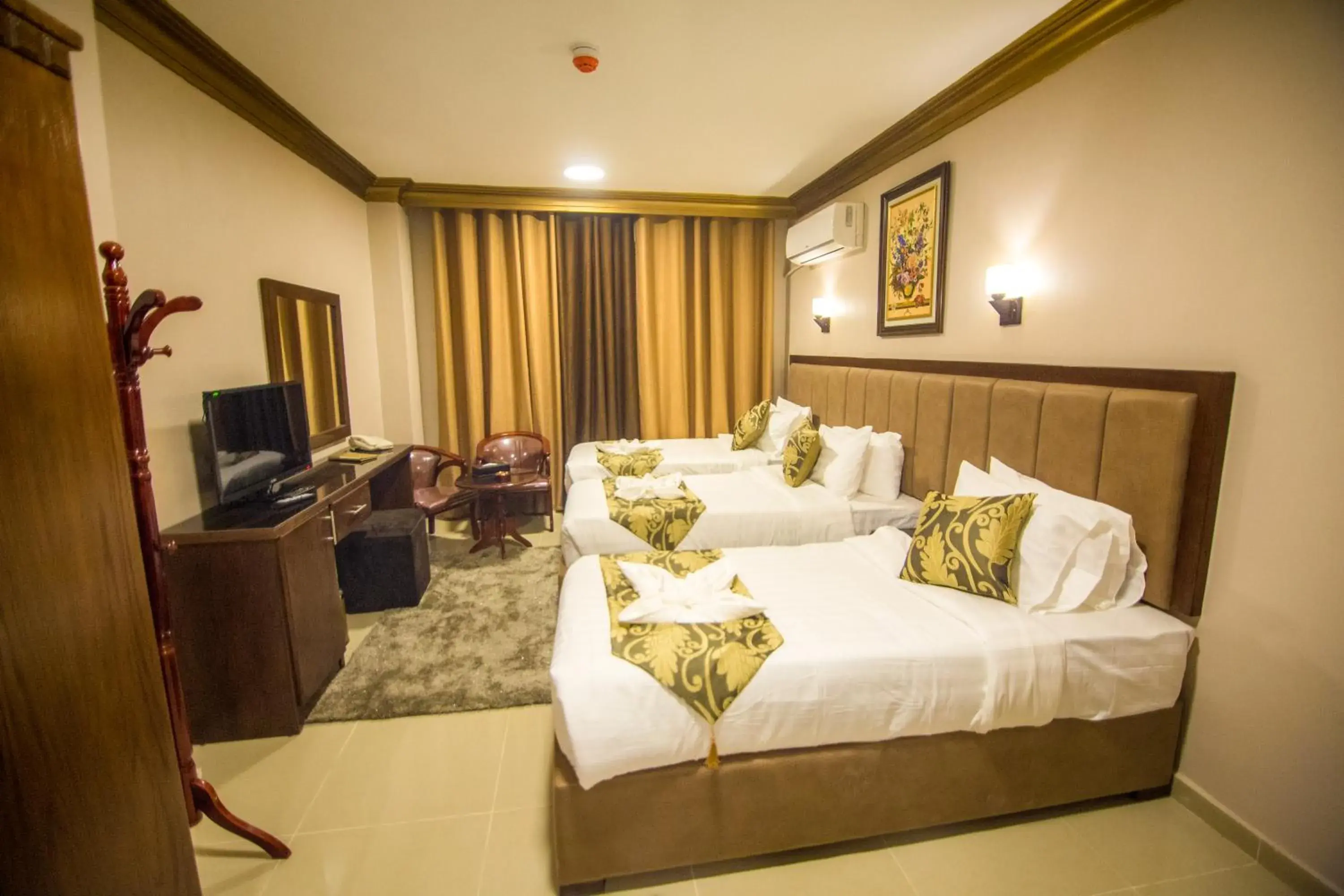 Seating area, Bed in Grape Village Hotel Seating area, Bed in Grape Village Hotel