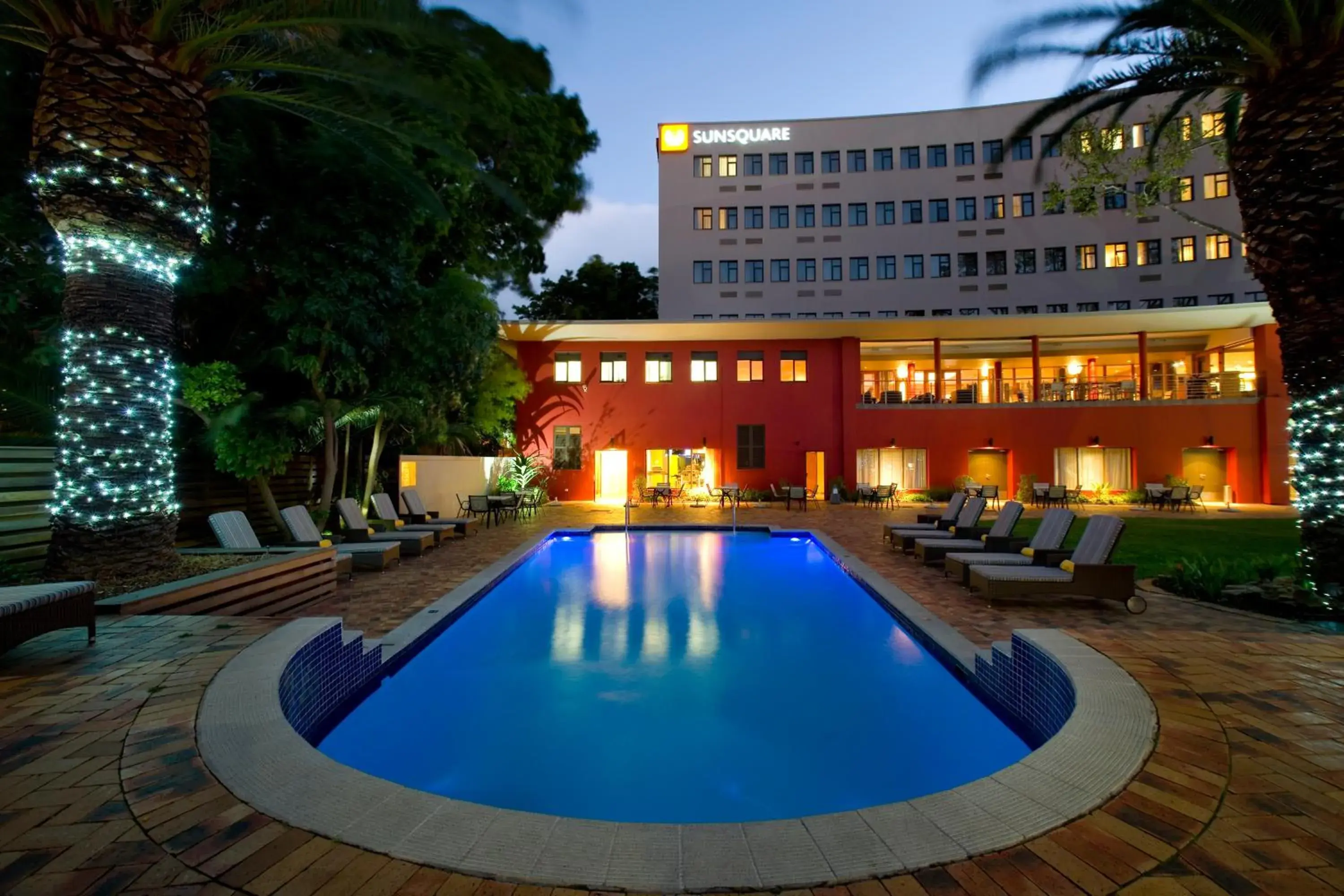 Property building in SunSquare Cape Town Gardens Property building in SunSquare Cape Town Gardens