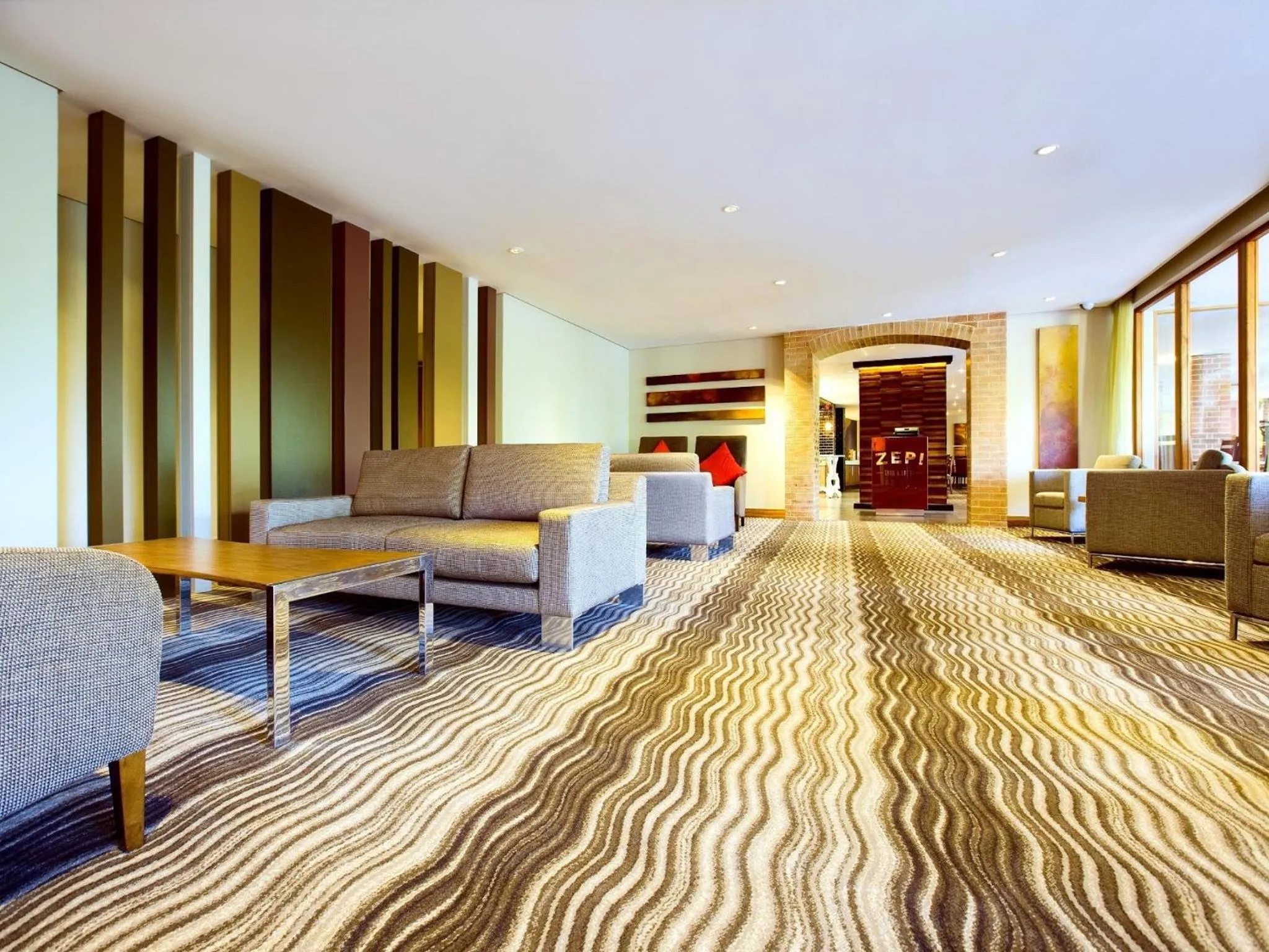 Lounge or bar in SunSquare Cape Town Gardens