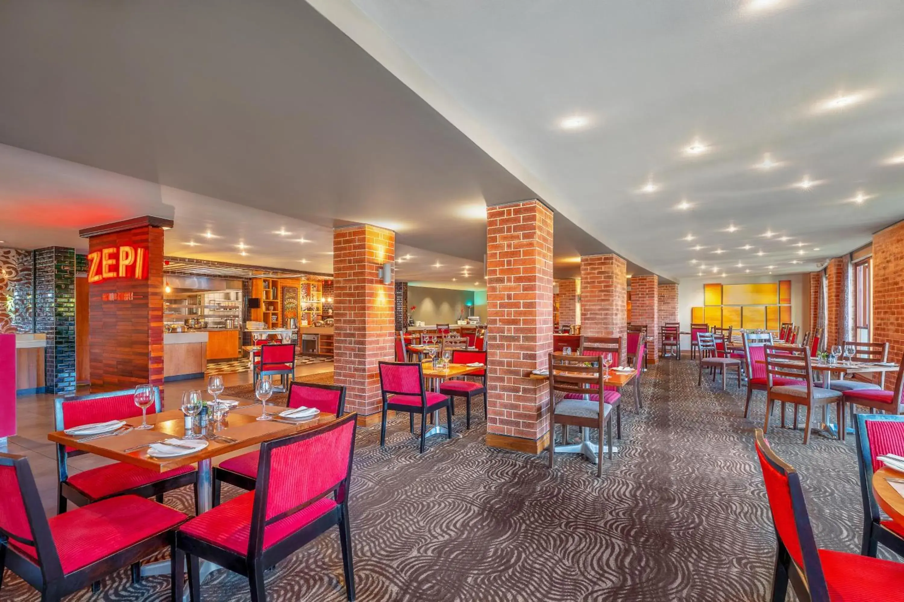 Restaurant/places to eat in SunSquare Cape Town Gardens Restaurant/places to eat in SunSquare Cape Town Gardens