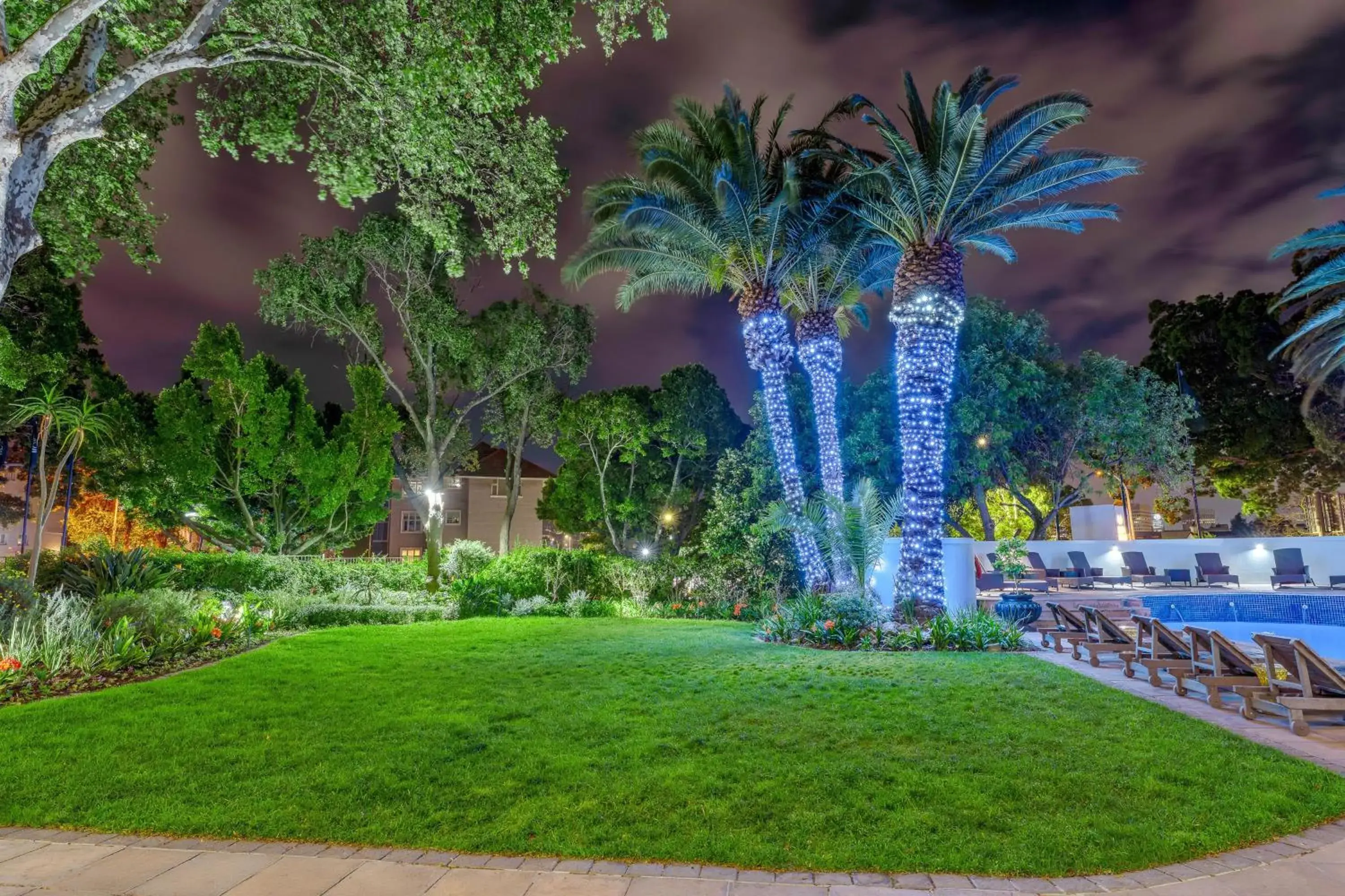 Property building in SunSquare Cape Town Gardens Property building in SunSquare Cape Town Gardens