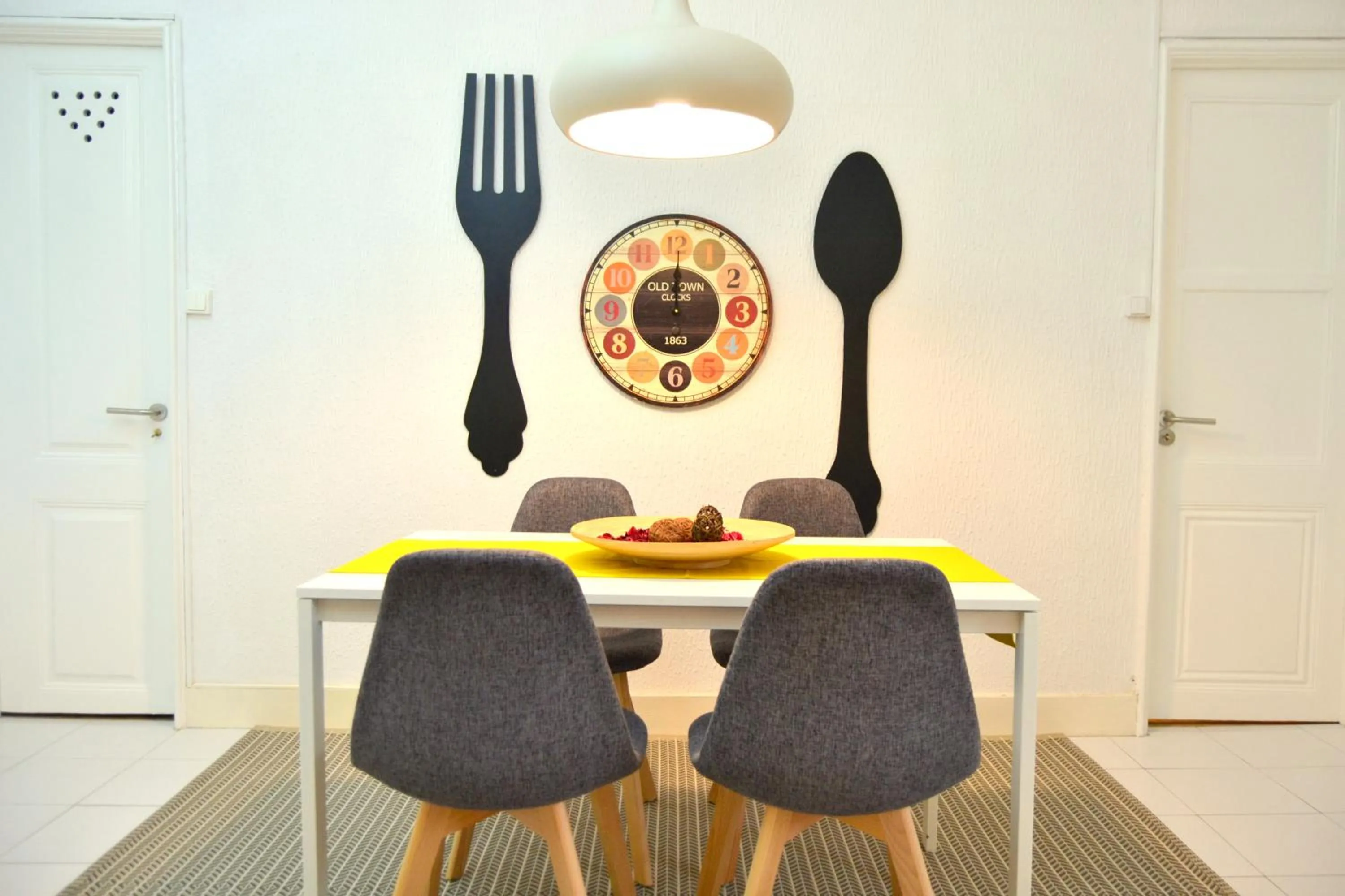 Dining area in Downtown Porto Spot - 2 bedrooms