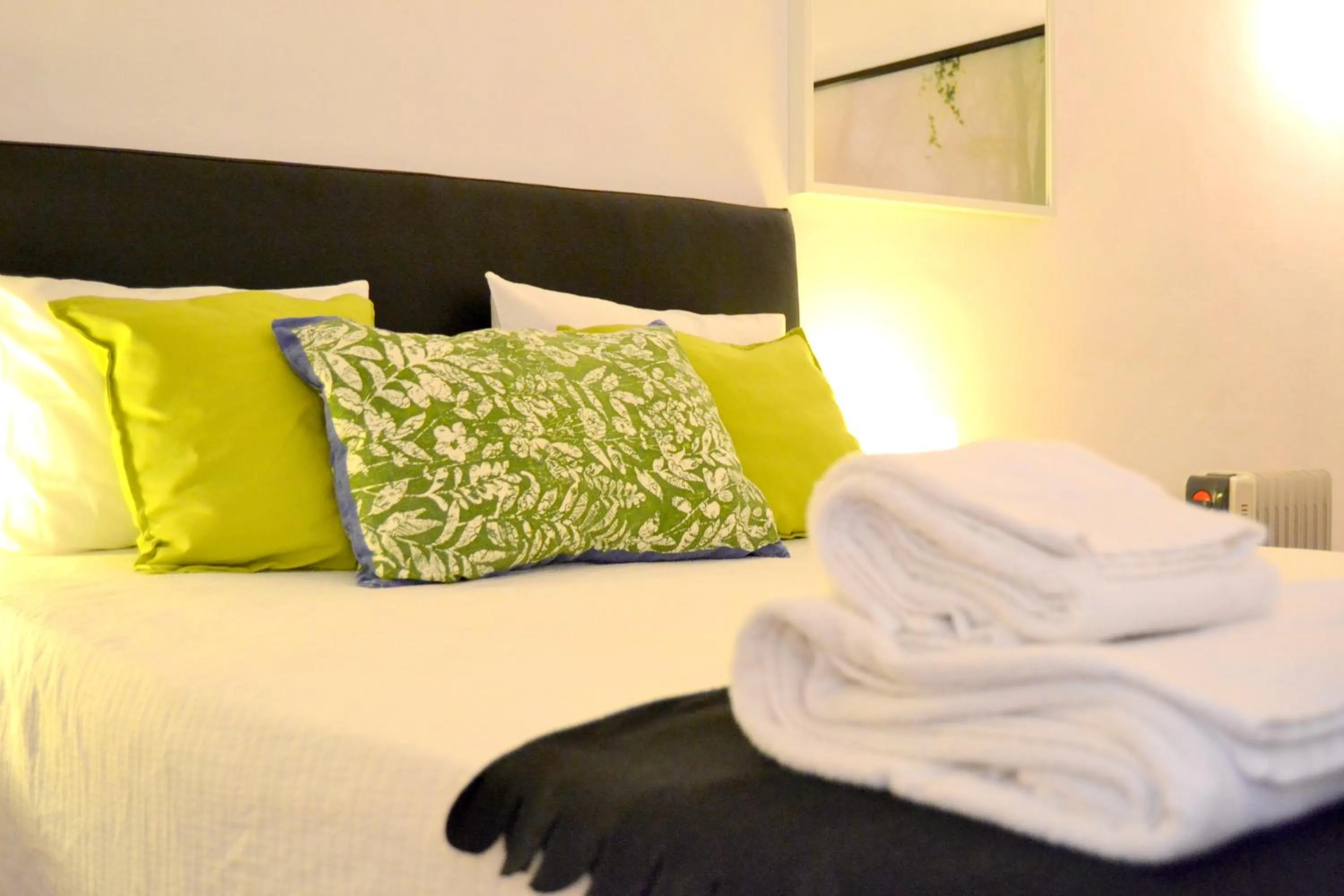 Bed in Downtown Porto Spot - 2 bedrooms