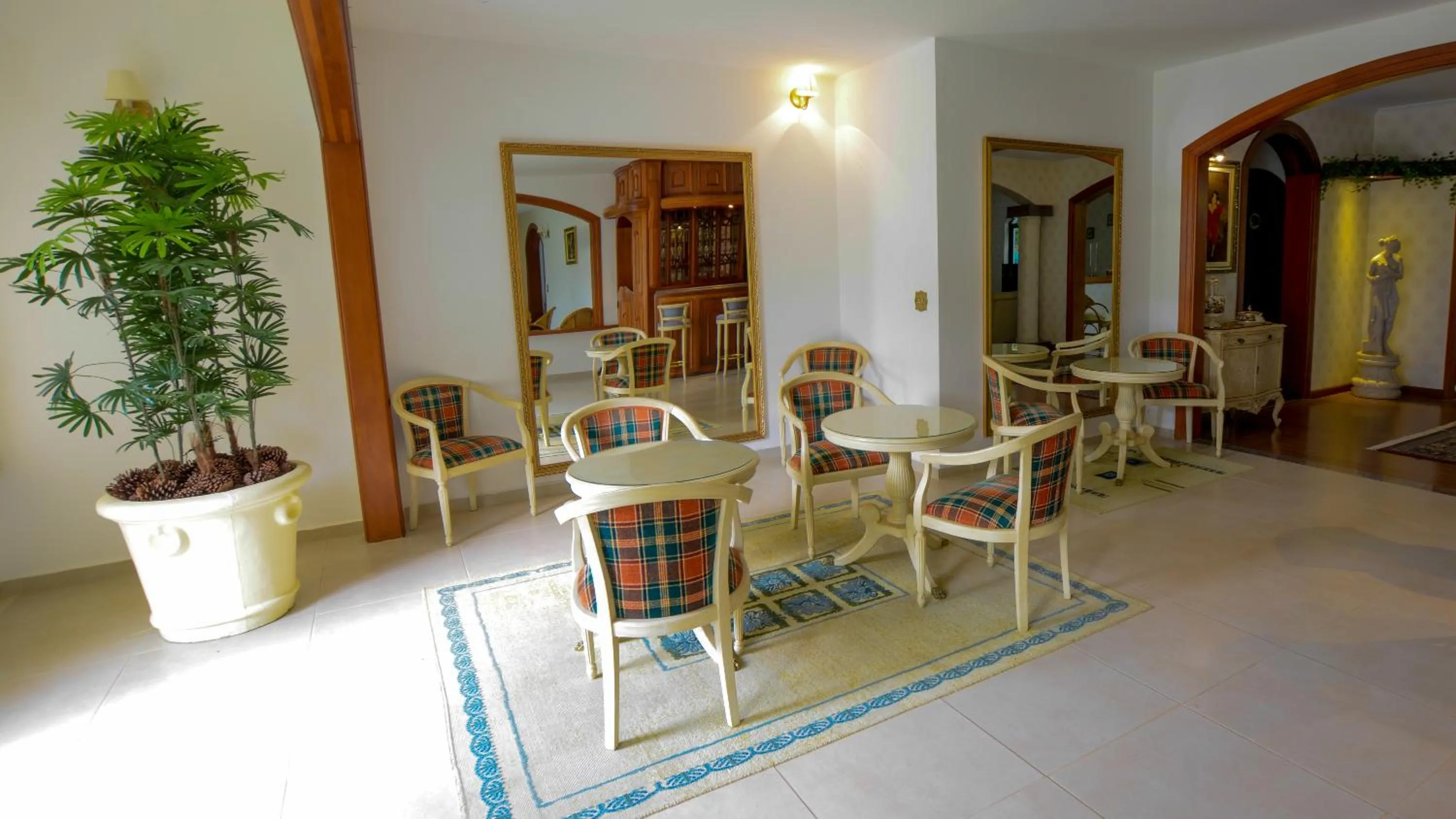 Lounge or bar in Biazi Paradise Hotel