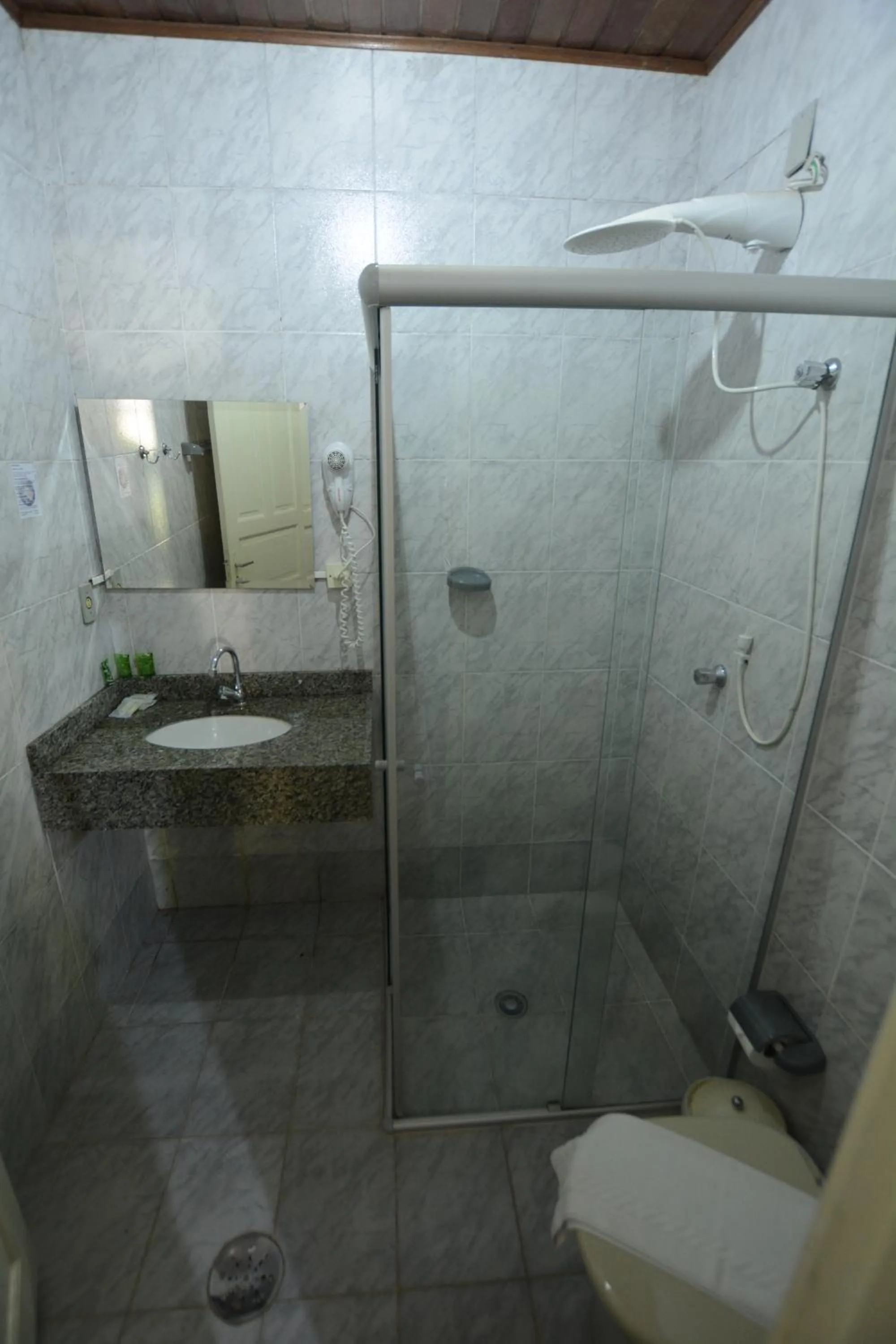 Bathroom in Biazi Paradise Hotel