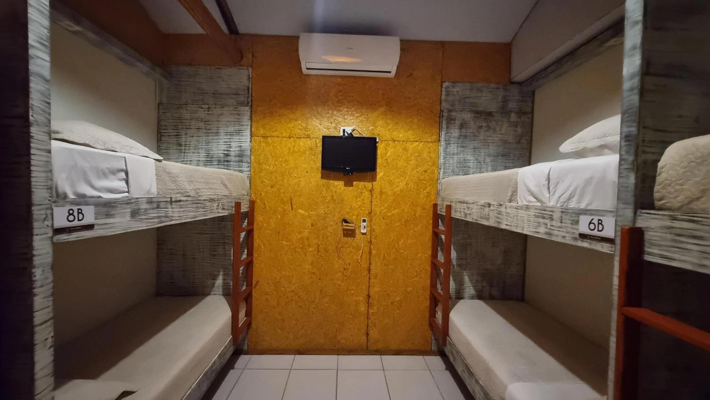 Bed in Arte da Tribo Hostel & Camping