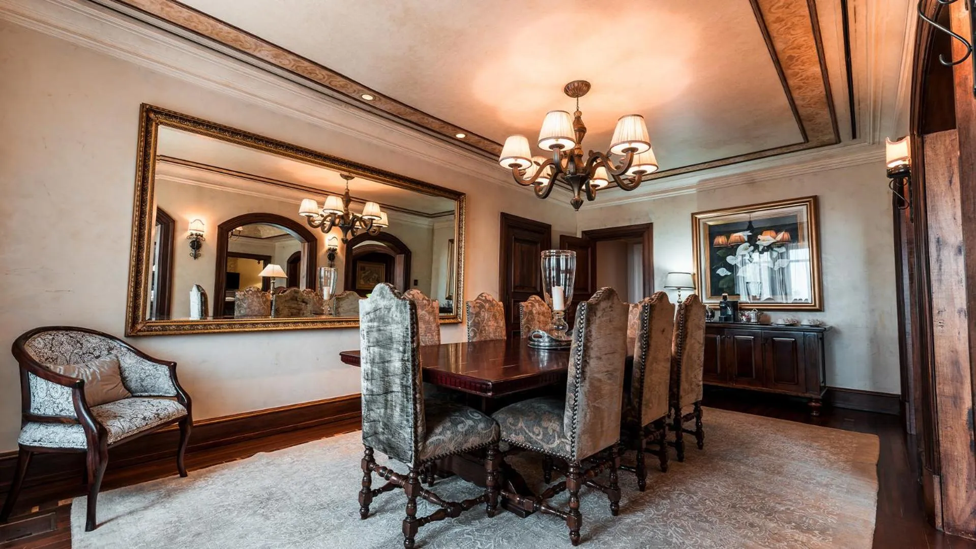 Living room in Palazzo Hotel