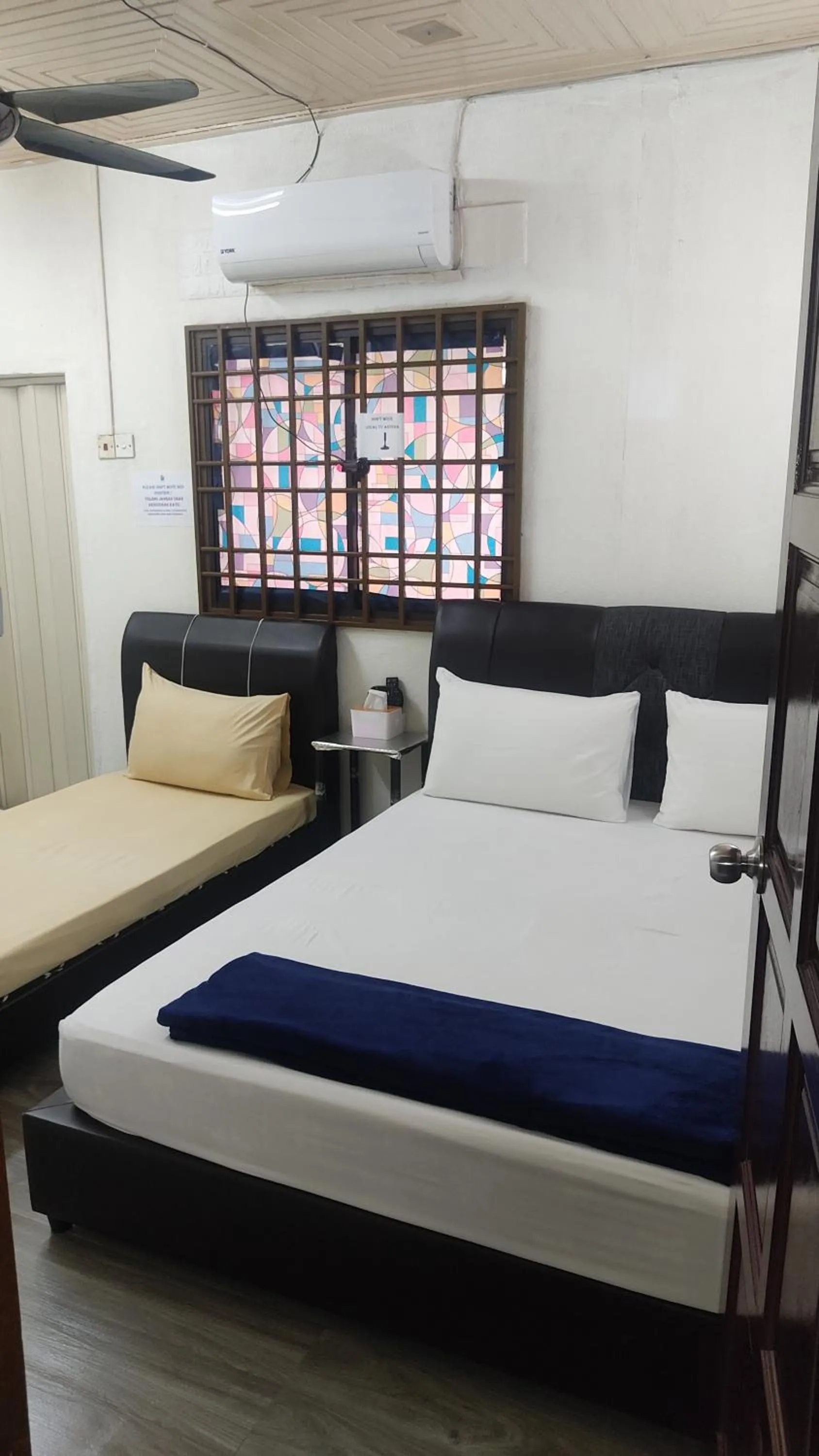 Bed in JSW Inn