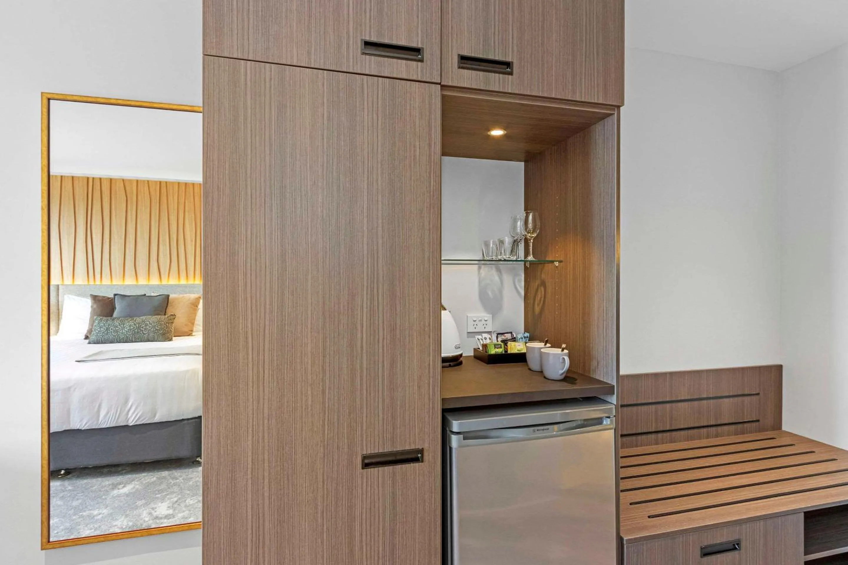 Bedroom in Quality Hotel Elms