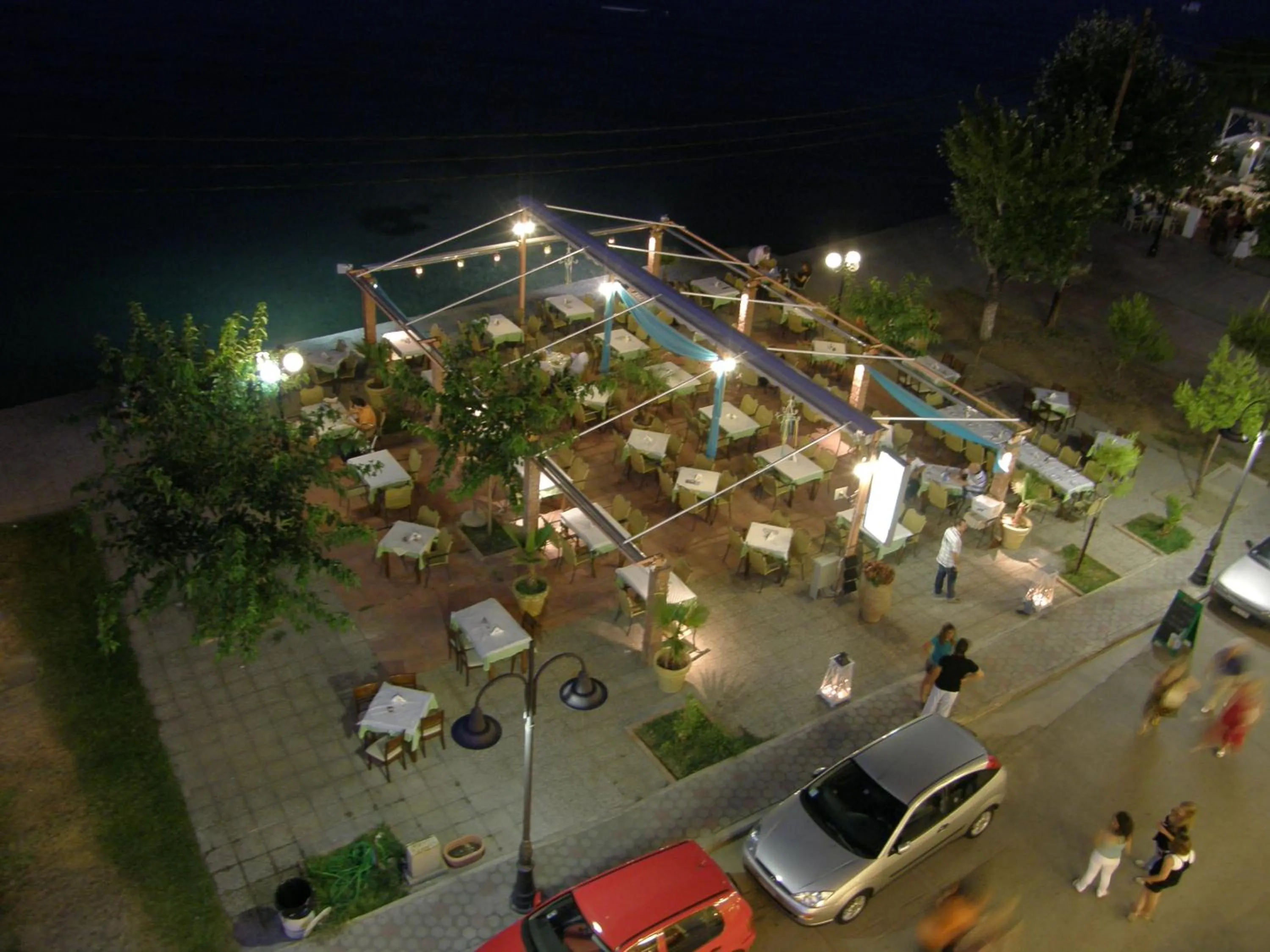 Restaurant/places to eat in Hotel Kiani Akti