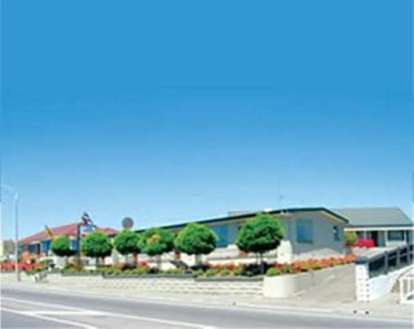 Property building in Blue Dolphin Motel