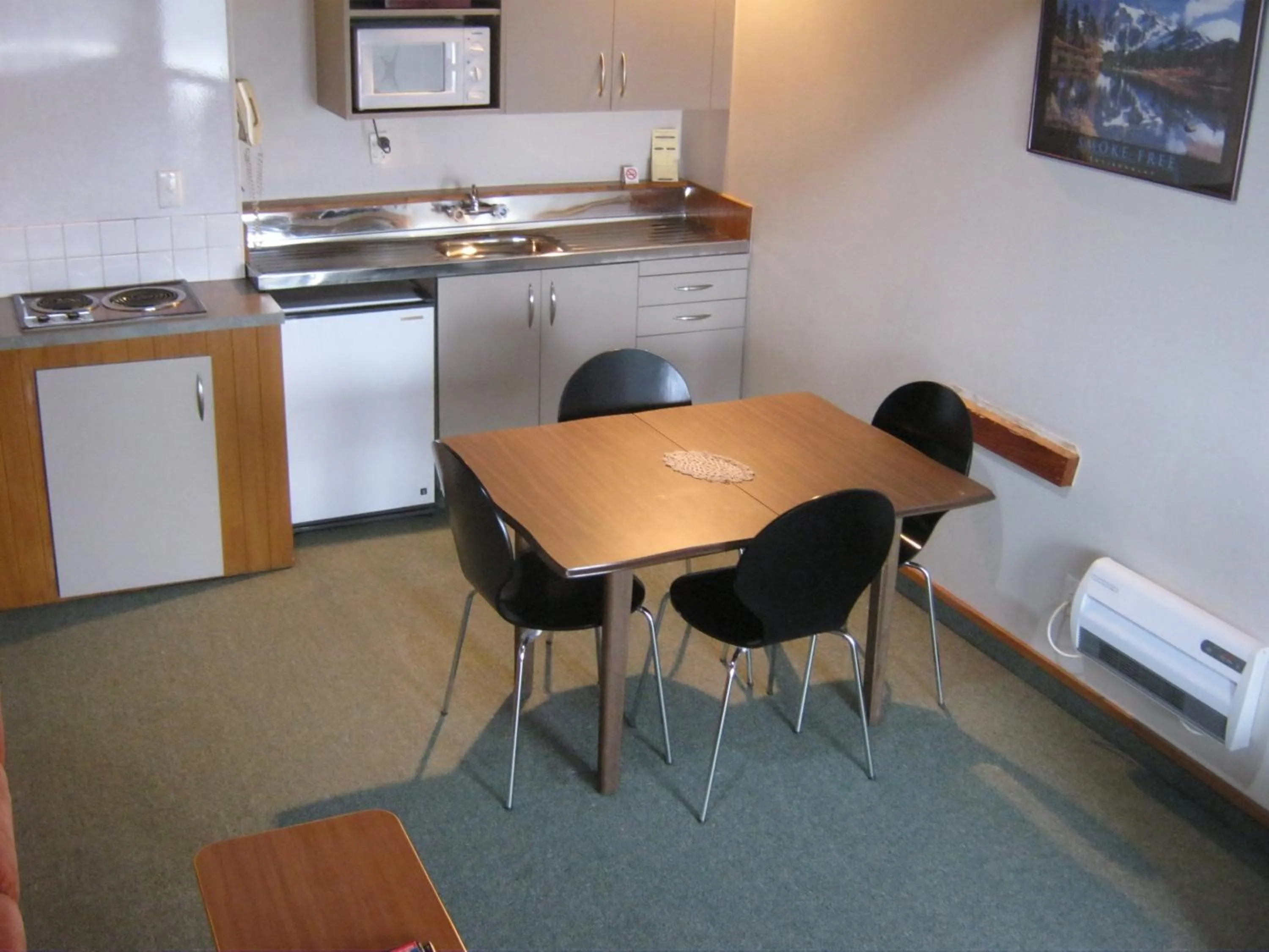 Dining area in Blue Dolphin Motel