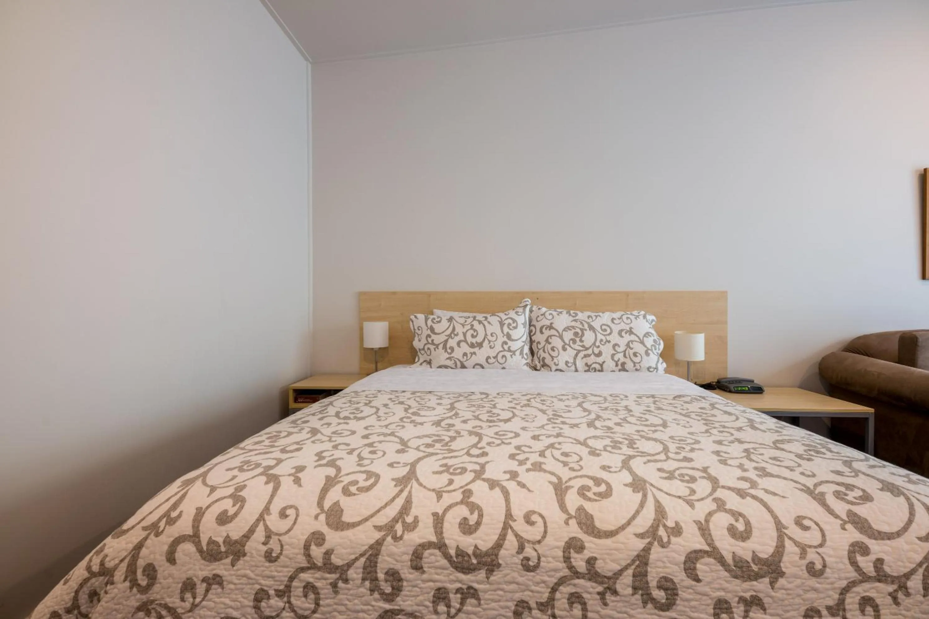 Bed in The Westhaven Motel