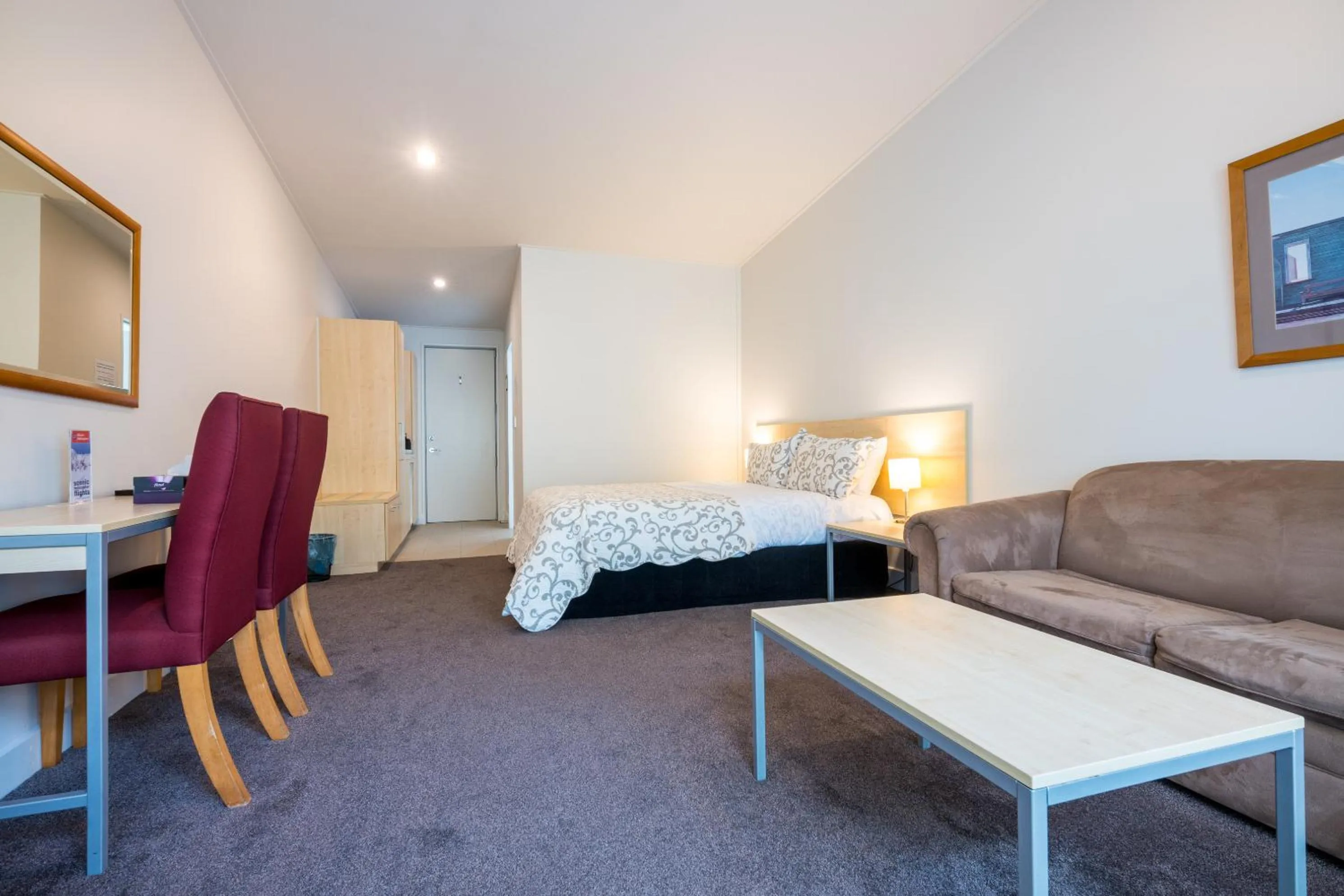 Bed in The Westhaven Motel