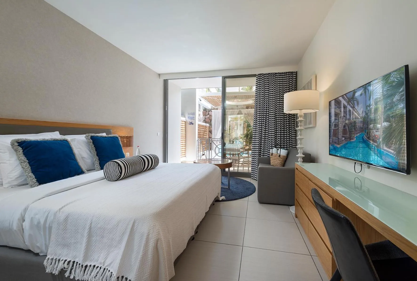 Bed in Agamim by Isrotel Collection